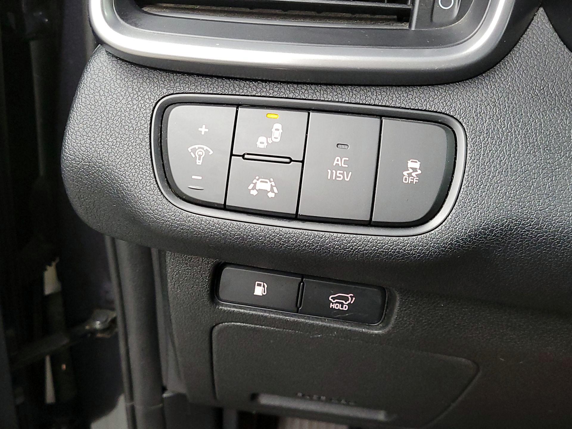 Thumbnail: 2019 Kia Sorento - 13