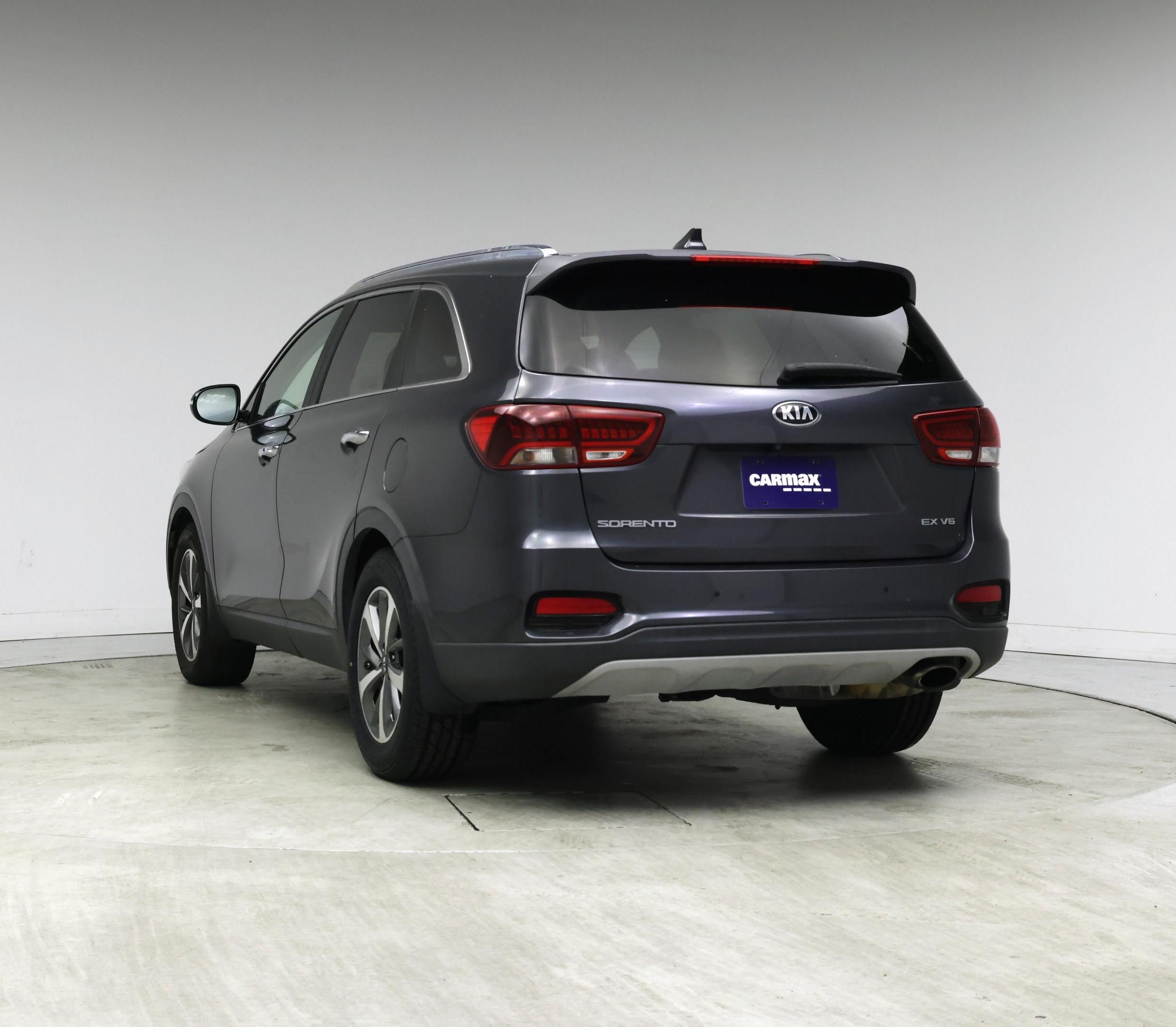 Thumbnail: 2019 Kia Sorento - 2