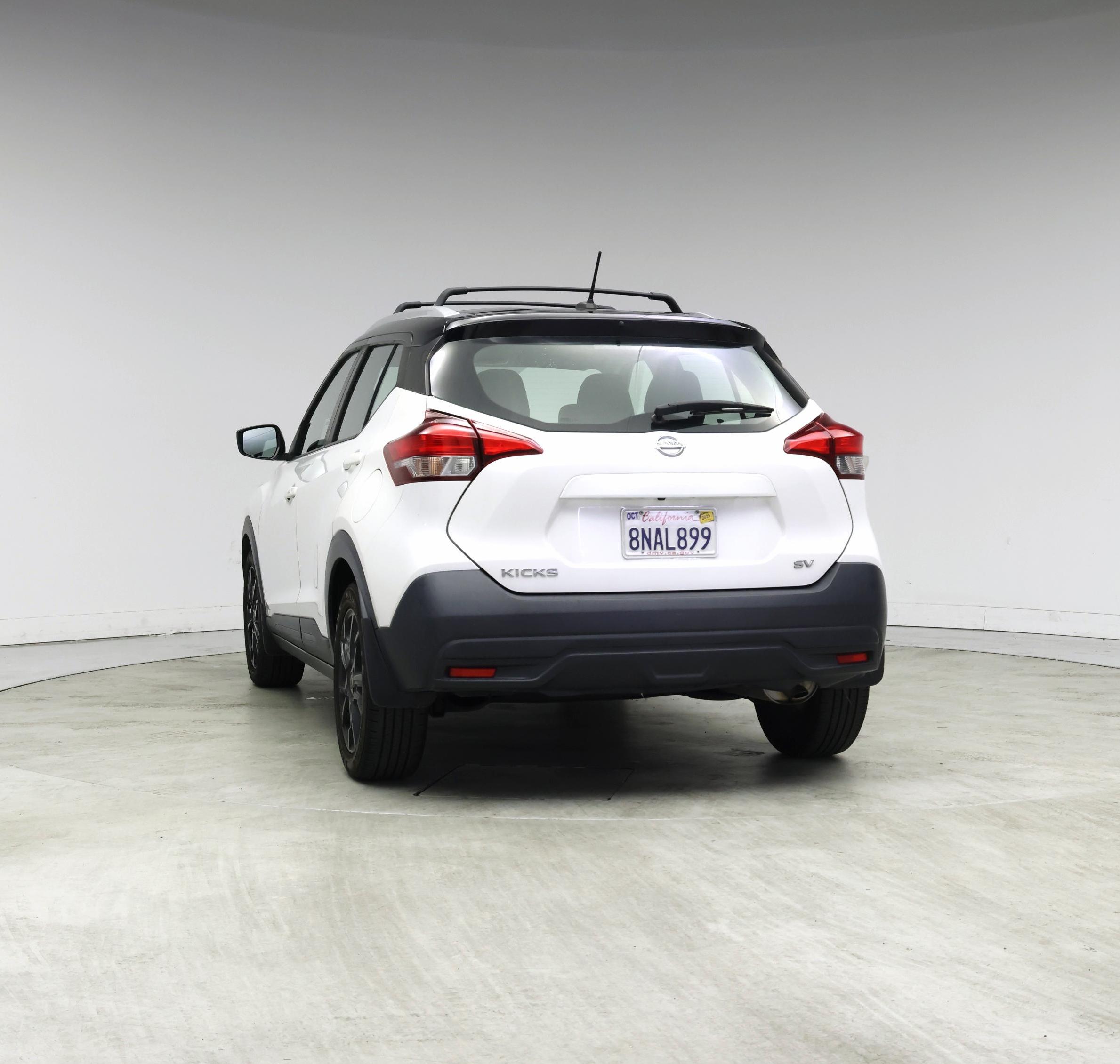 Thumbnail: 2019 Nissan Kicks - 6
