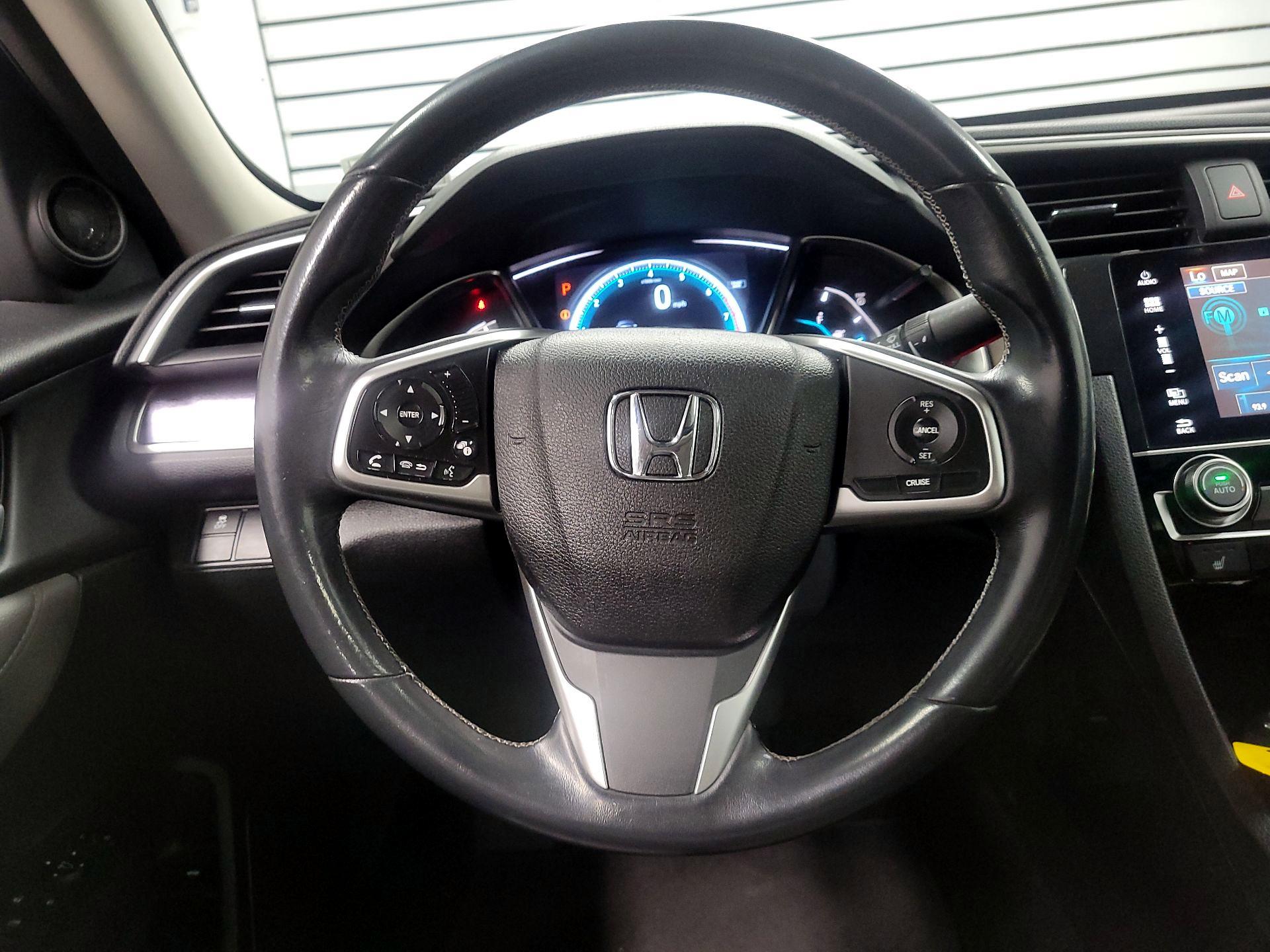 Thumbnail: 2016 Honda Civic - 10