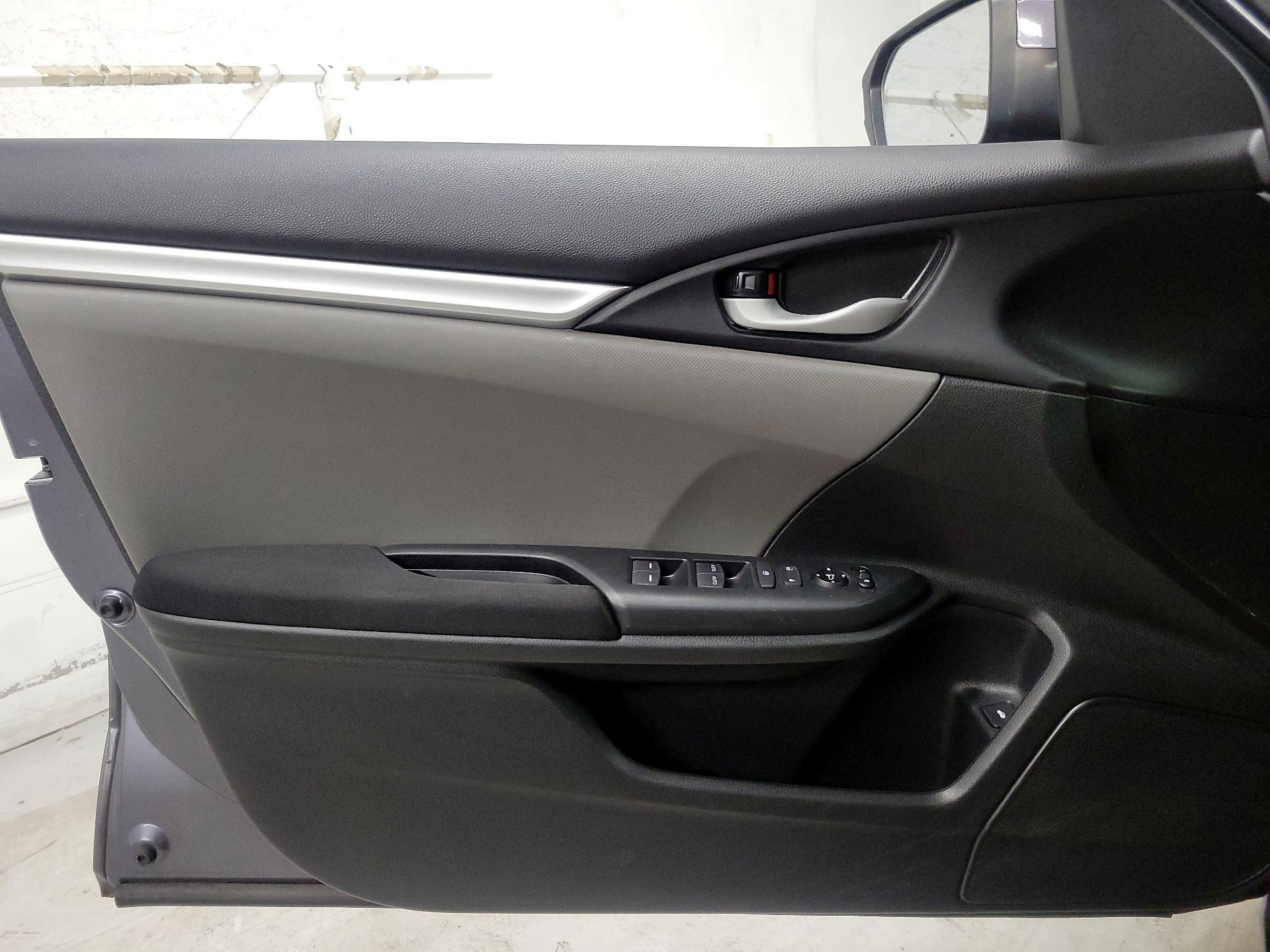 Thumbnail: 2020 Honda Civic - 12