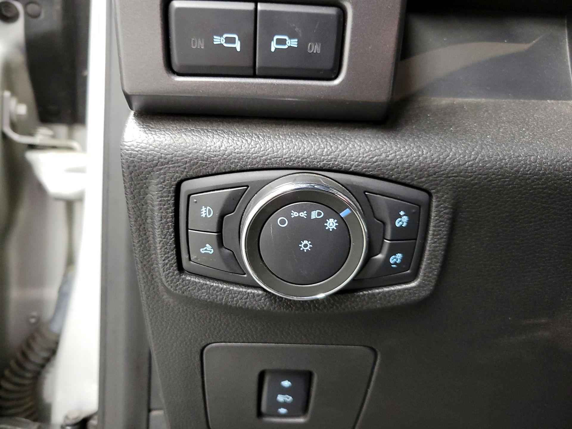 Thumbnail: 2017 Ford F-150 - 13