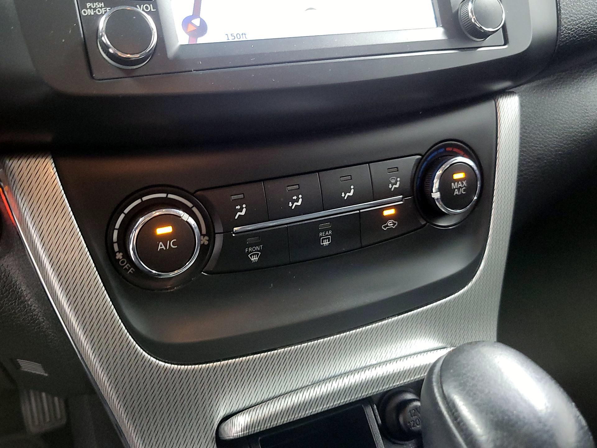Thumbnail: 2015 Nissan Sentra - 16