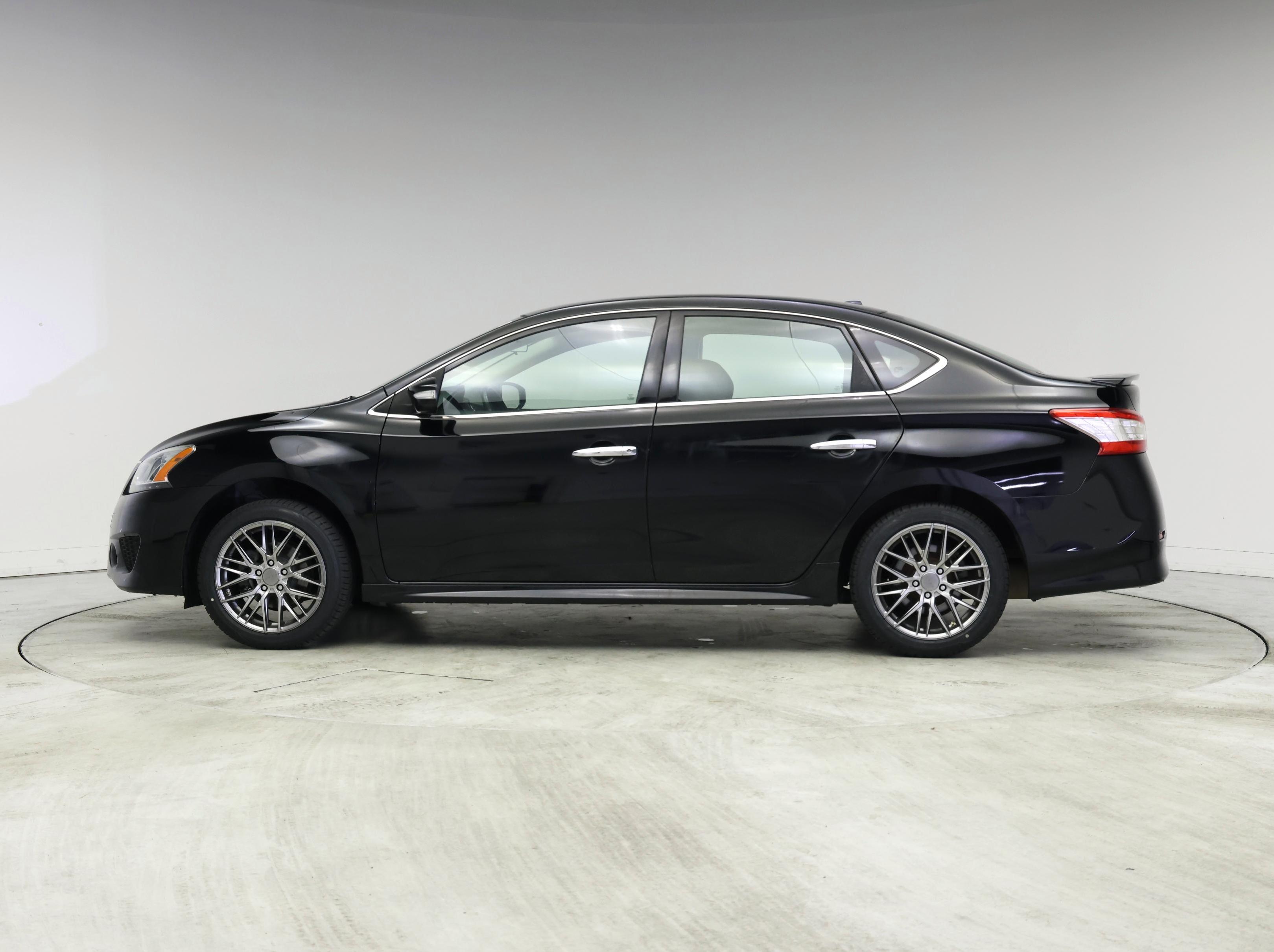 Thumbnail: 2015 Nissan Sentra - 3