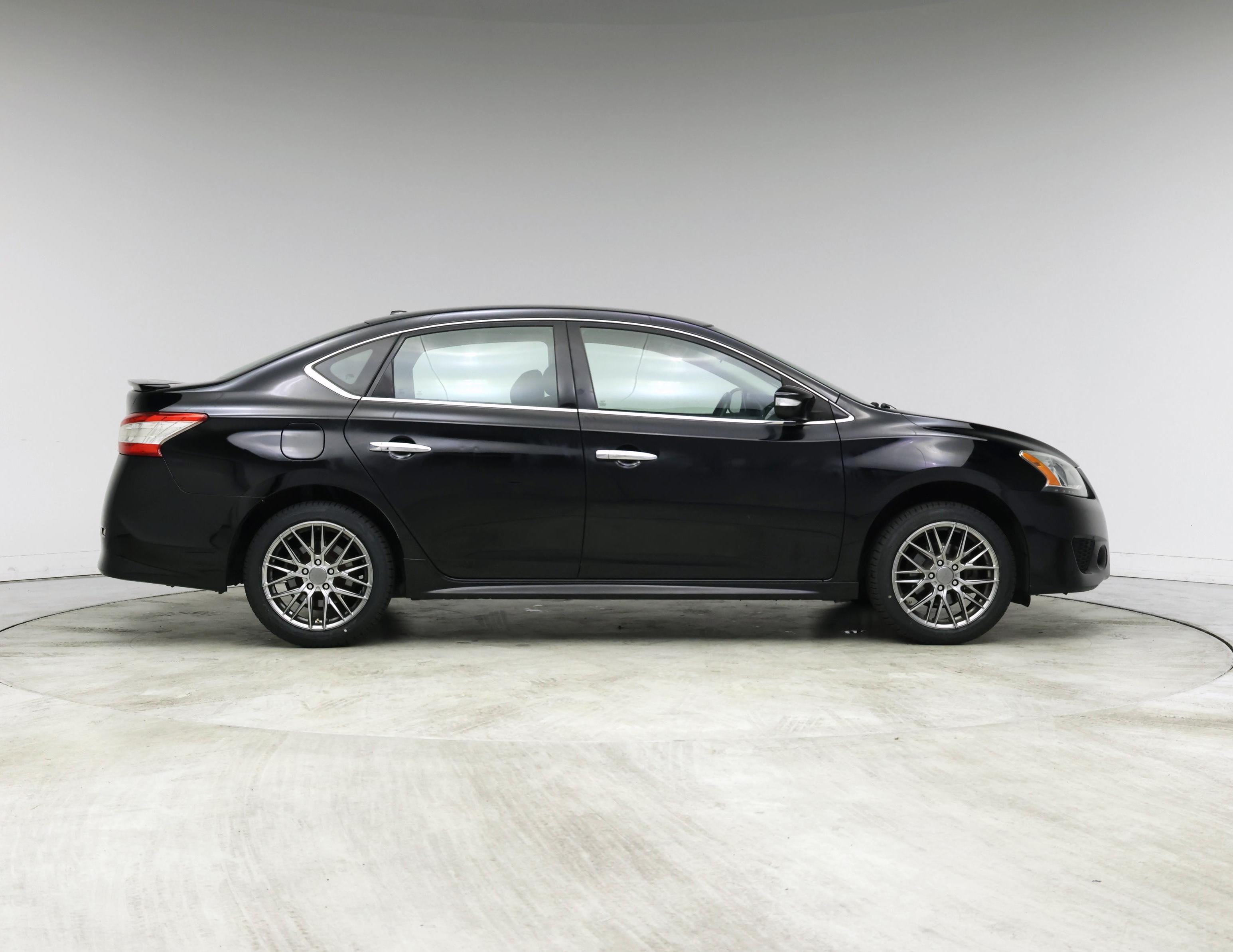 Thumbnail: 2015 Nissan Sentra - 7