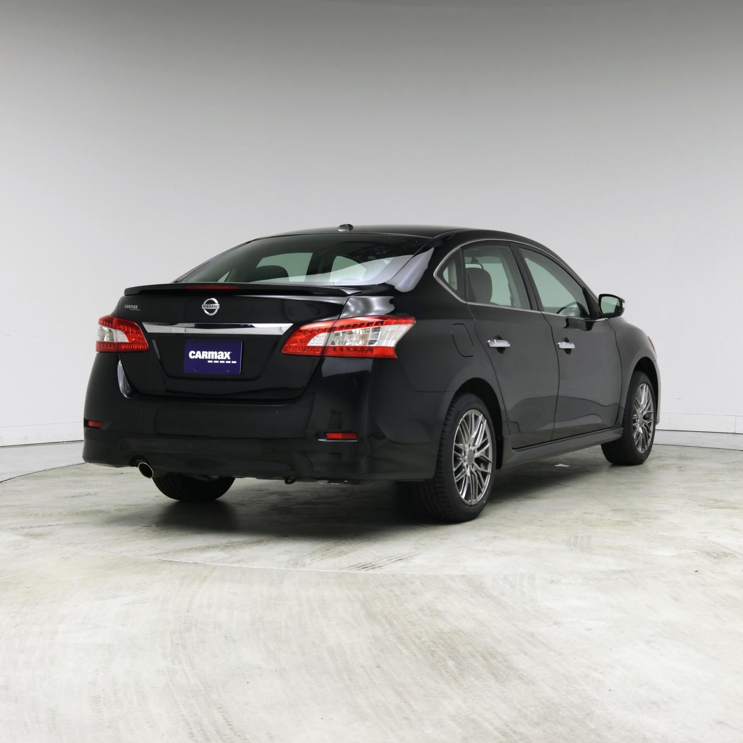 Thumbnail: 2015 Nissan Sentra - 8