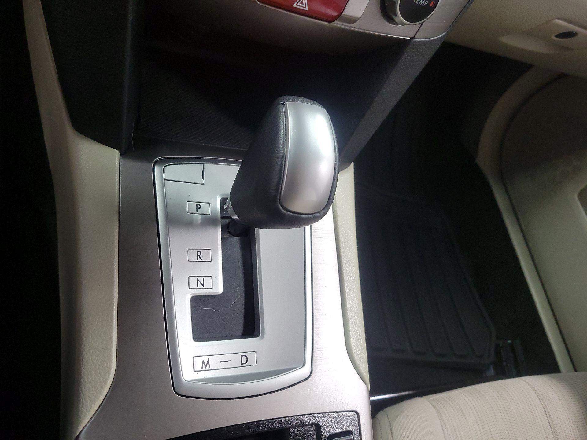 Thumbnail: 2014 Subaru Outback - 15