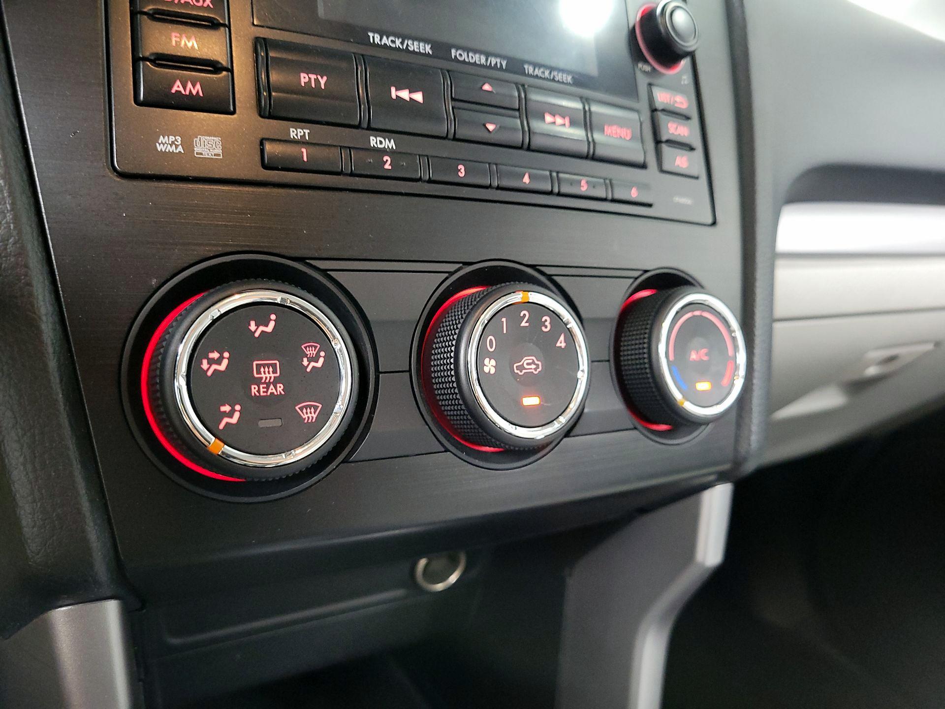 Thumbnail: 2014 Subaru Forester - 14