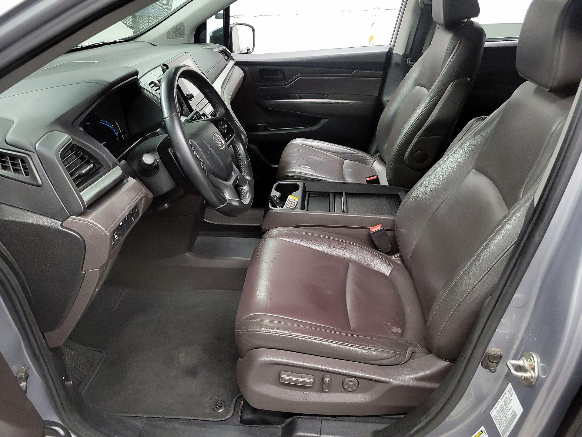 Thumbnail: 2019 Honda Odyssey - 11