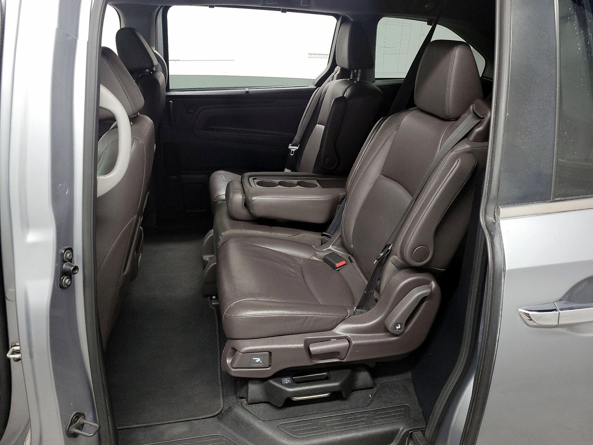 Thumbnail: 2019 Honda Odyssey - 20