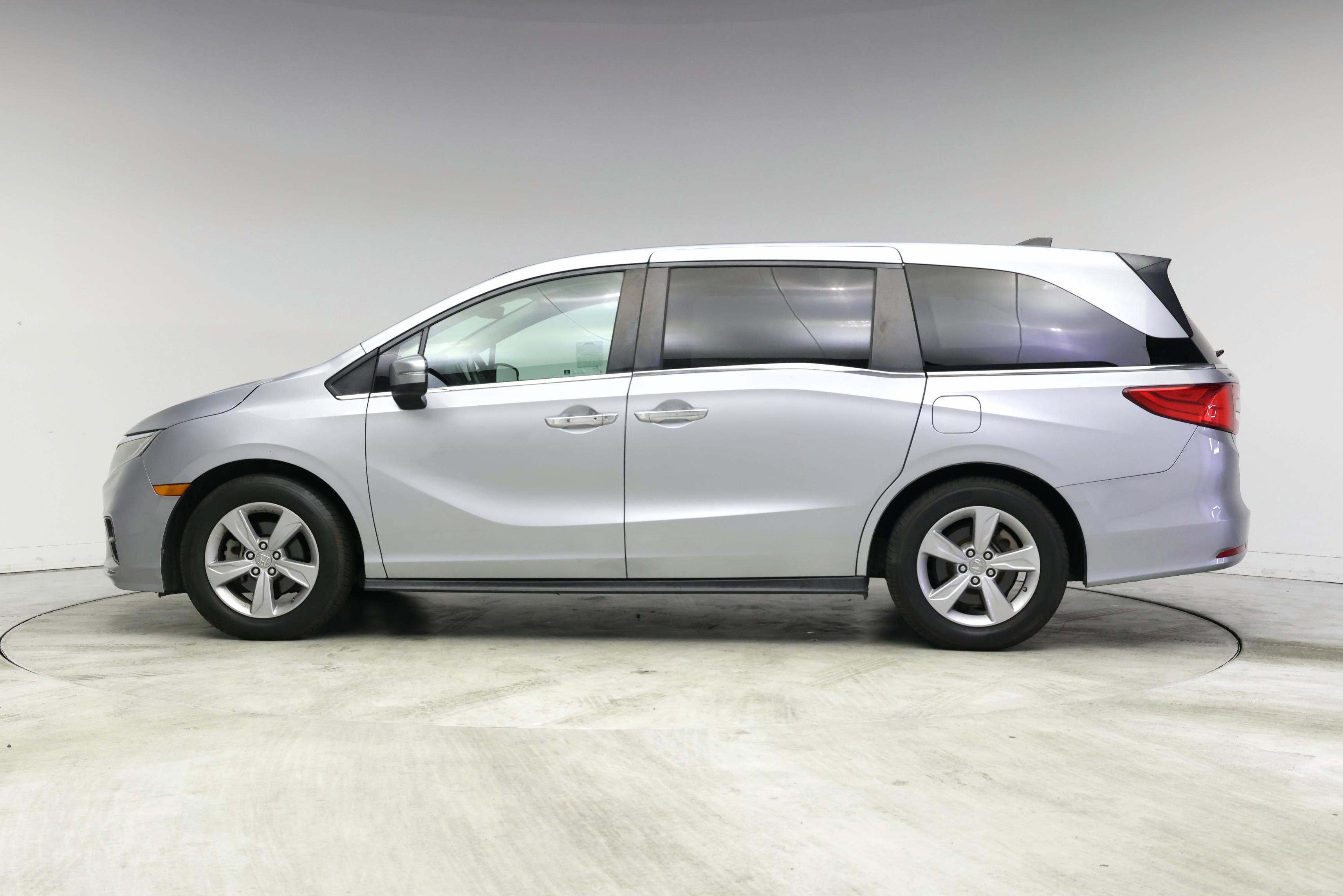 Thumbnail: 2019 Honda Odyssey - 3