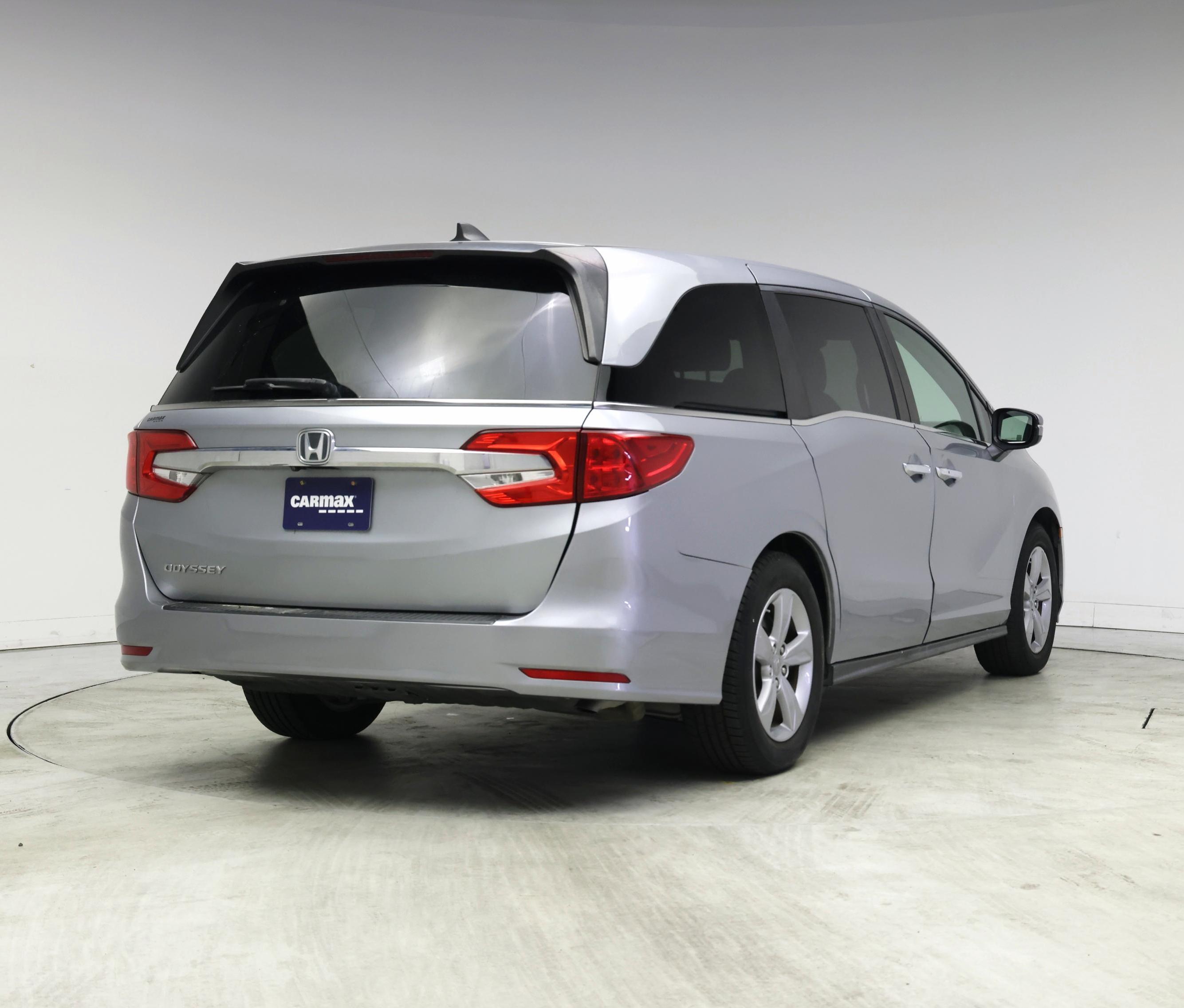 Thumbnail: 2019 Honda Odyssey - 8