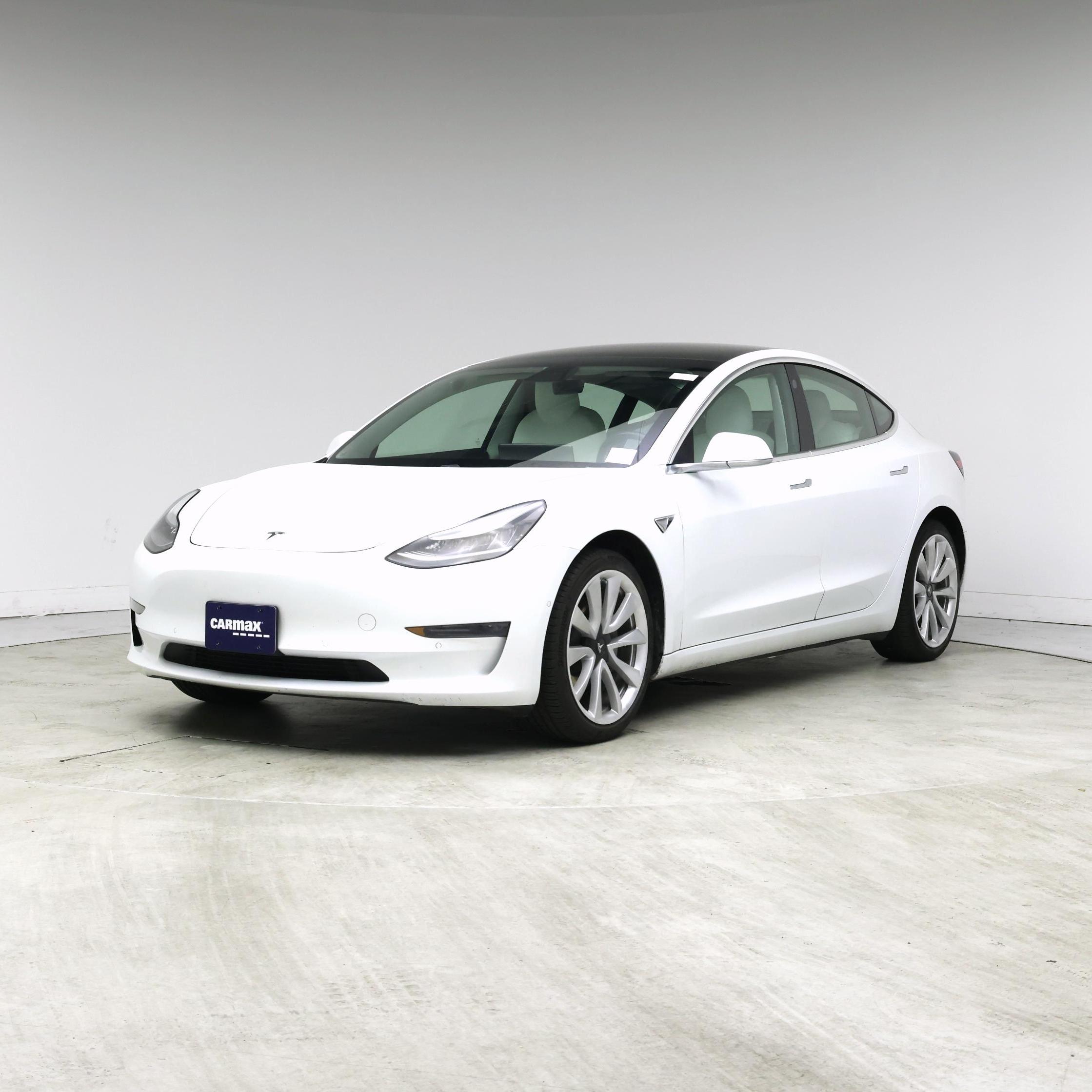 Thumbnail: 2019 Tesla Model 3 - 4
