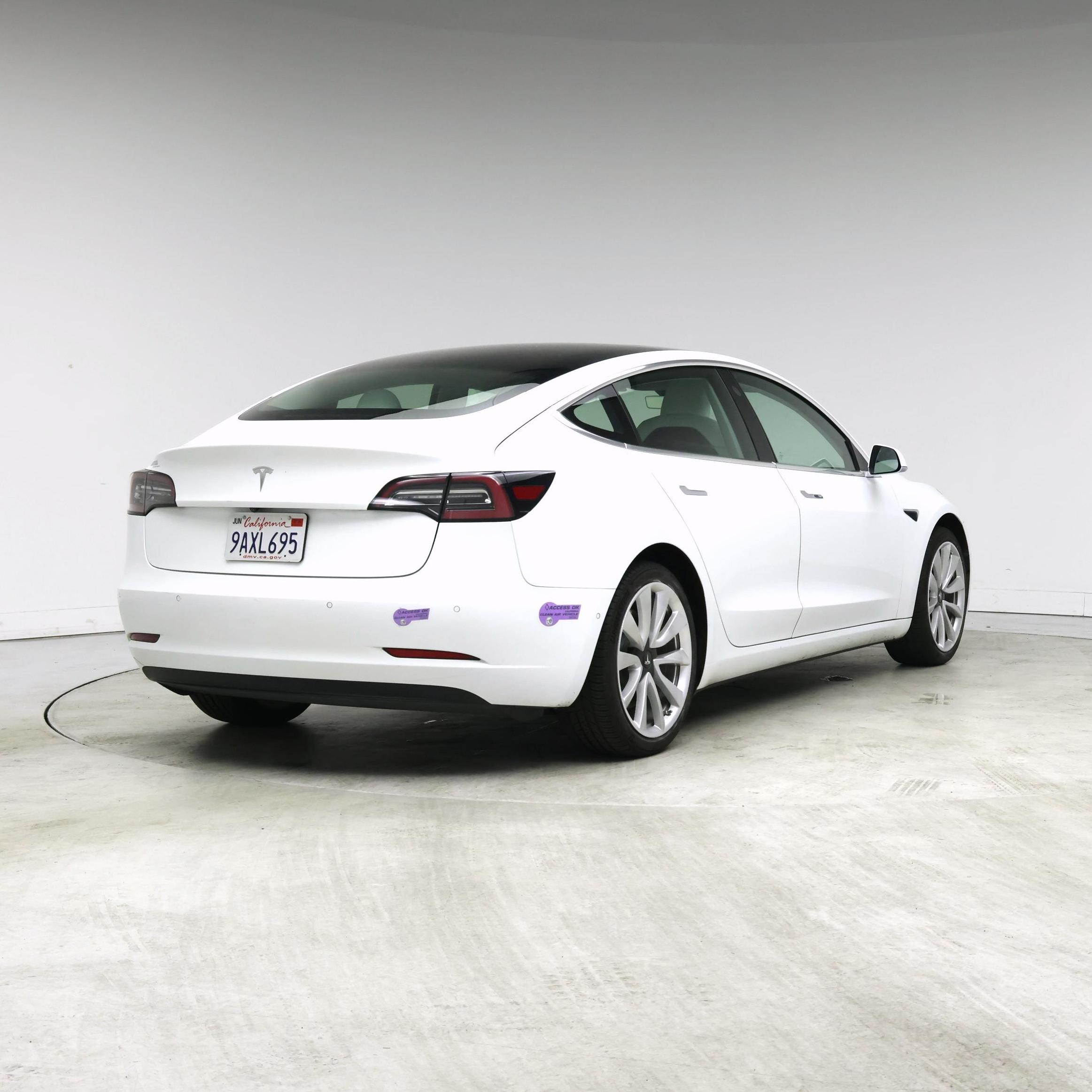 Thumbnail: 2019 Tesla Model 3 - 8