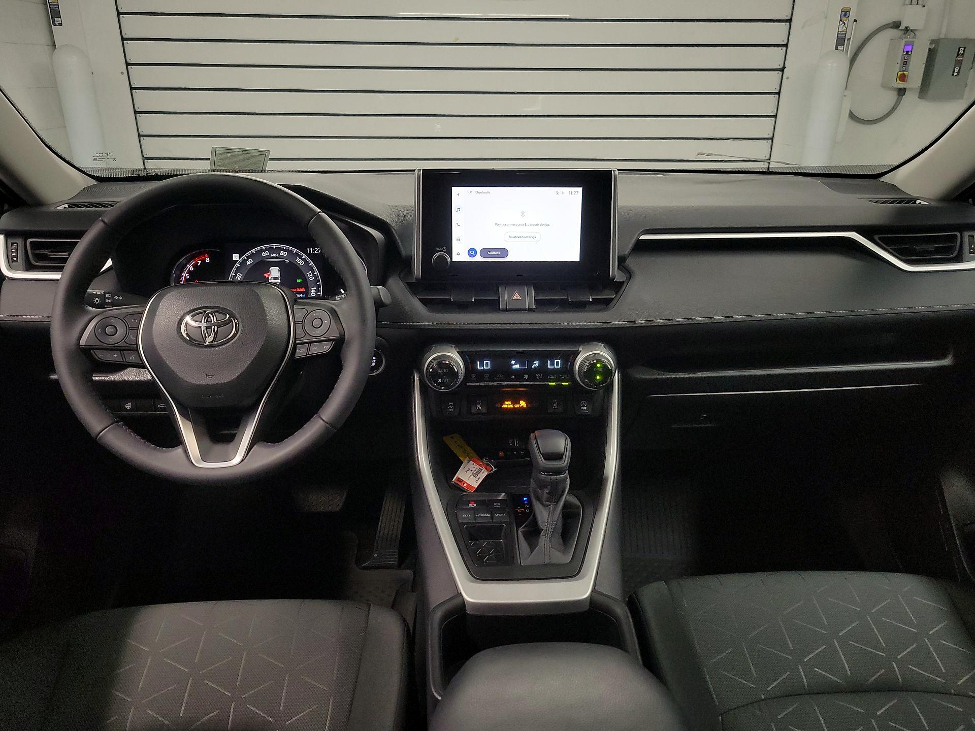 Thumbnail: 2024 Toyota RAV4 - 9