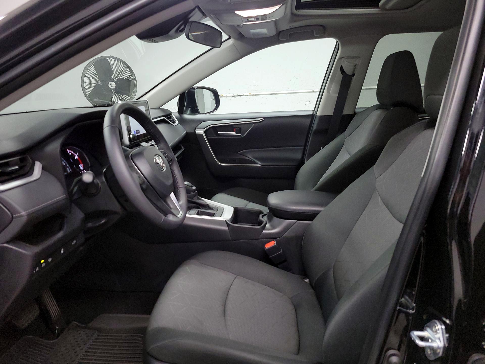 Thumbnail: 2024 Toyota RAV4 - 11