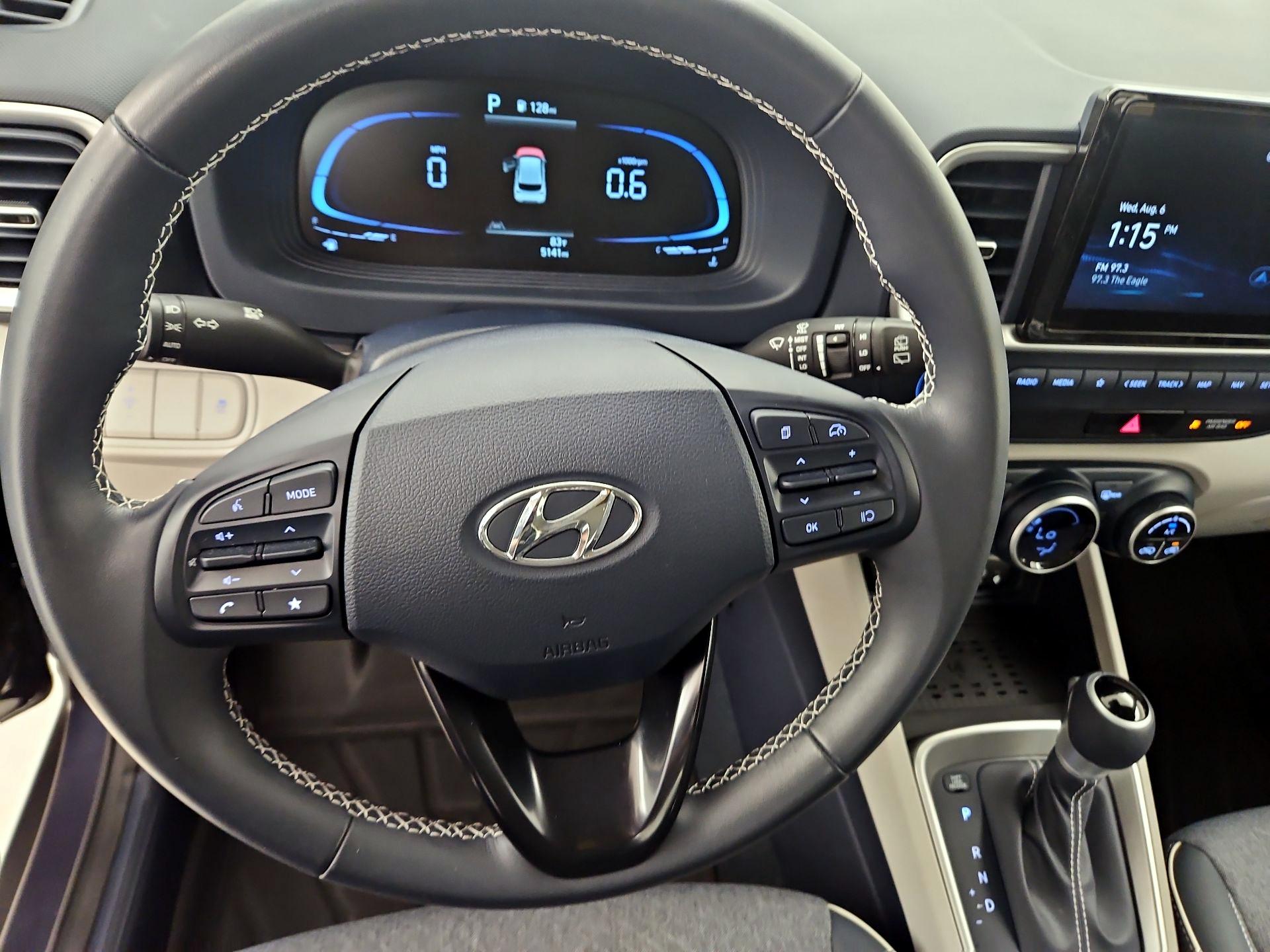 Thumbnail: 2024 Hyundai Venue - 10