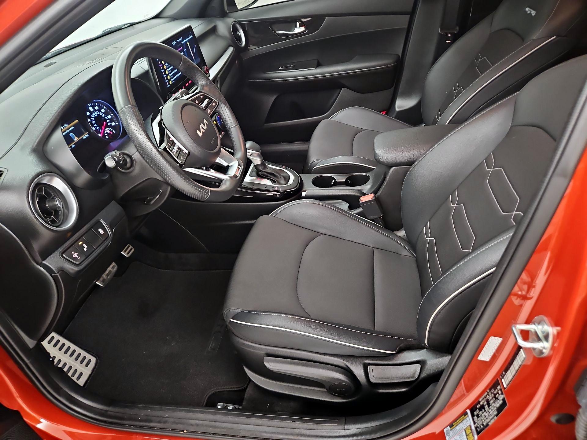 Thumbnail: 2023 Kia Forte - 11