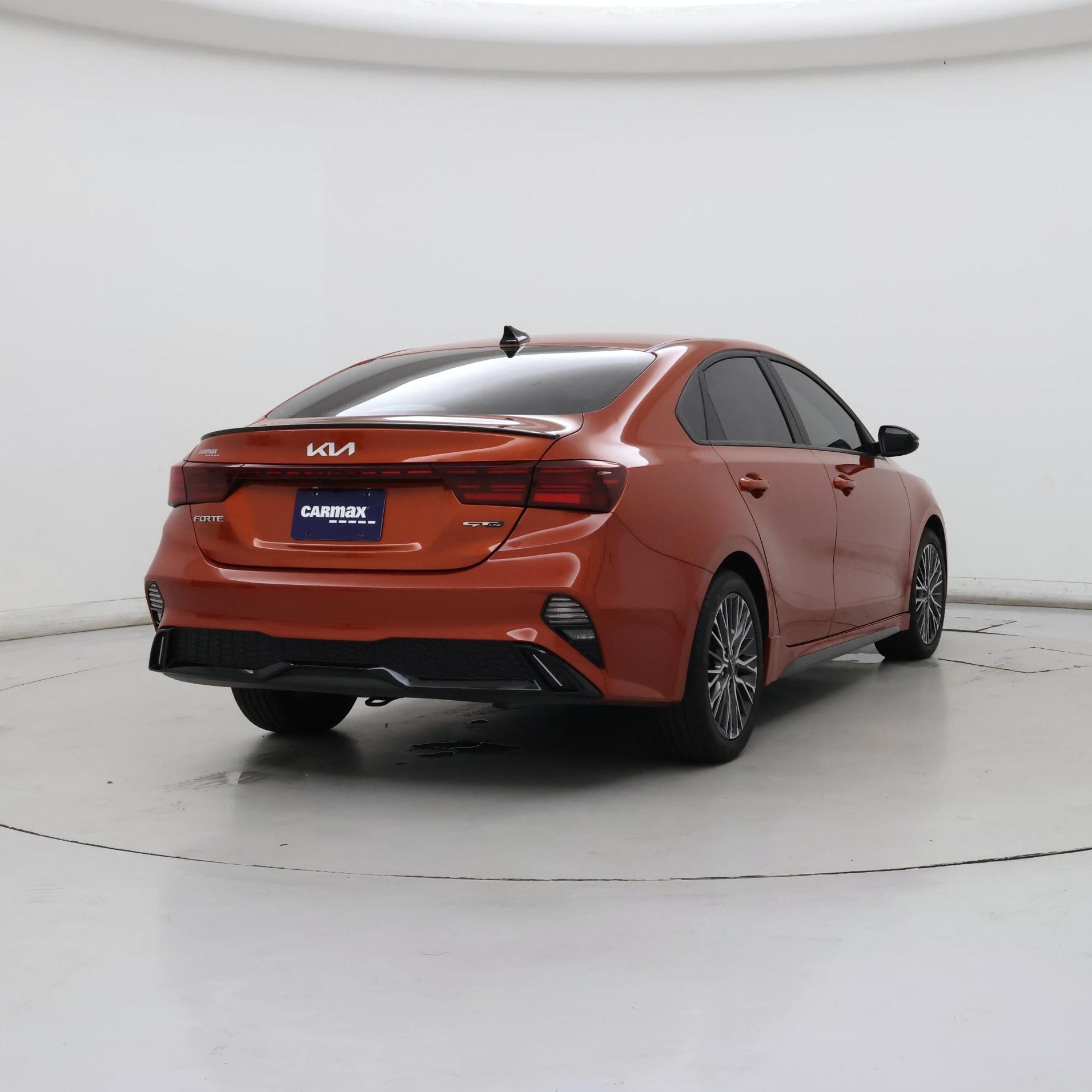 Thumbnail: 2023 Kia Forte - 8