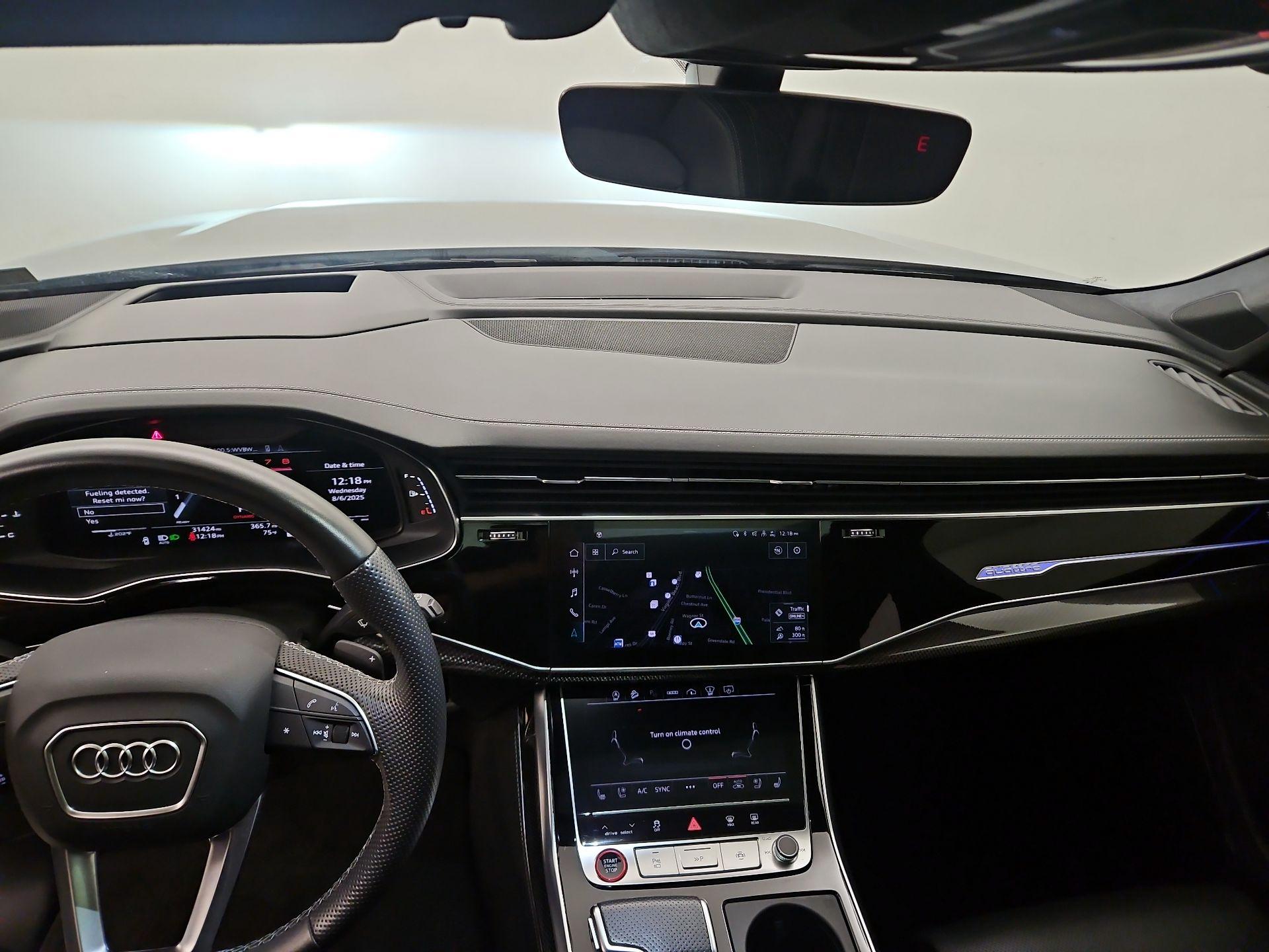 Thumbnail: 2023 Audi SQ7 - 9