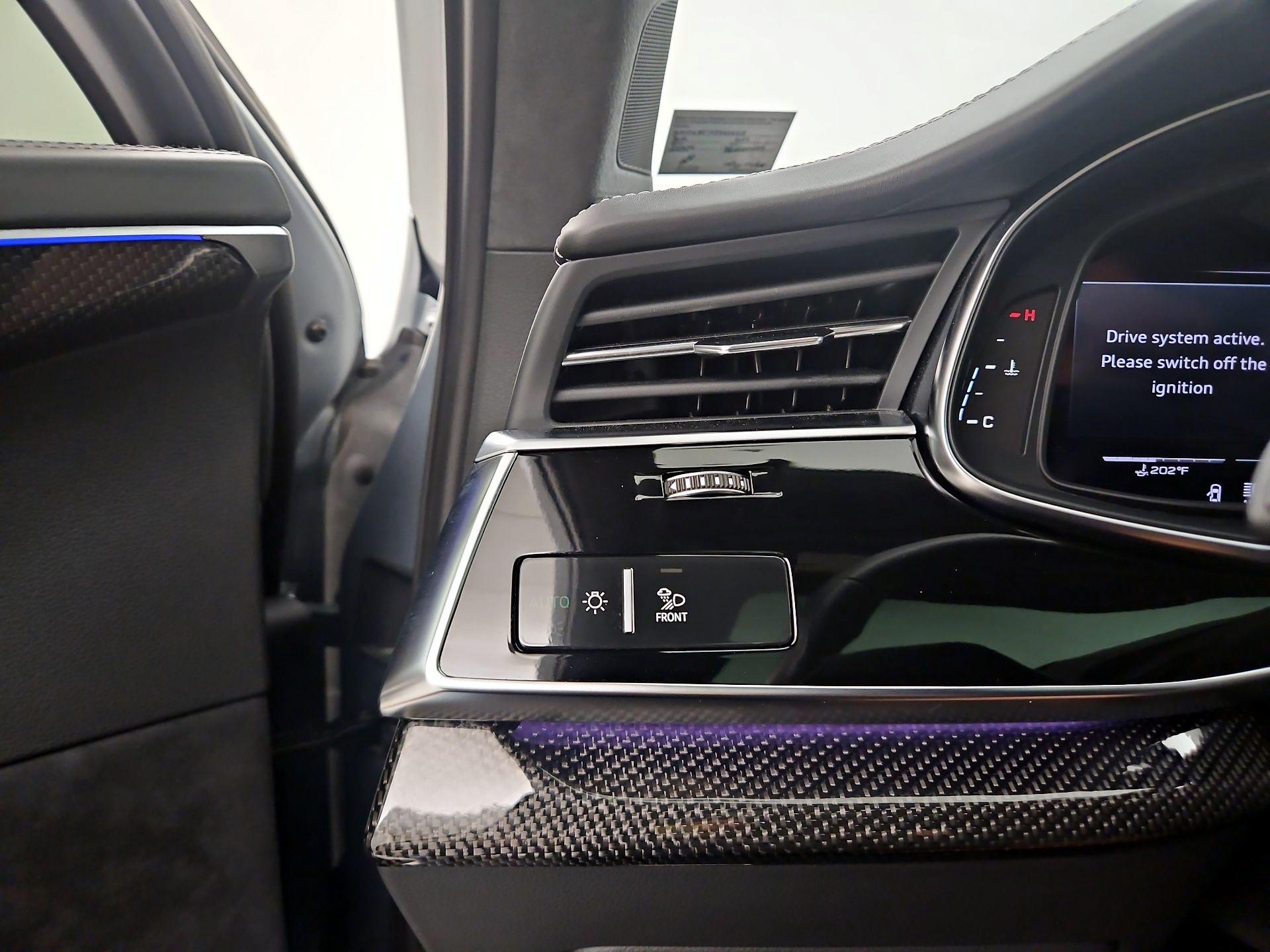 Thumbnail: 2023 Audi SQ7 - 13