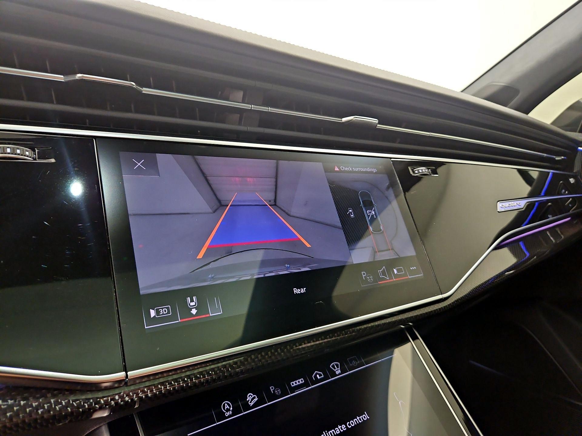 Thumbnail: 2023 Audi SQ7 - 15