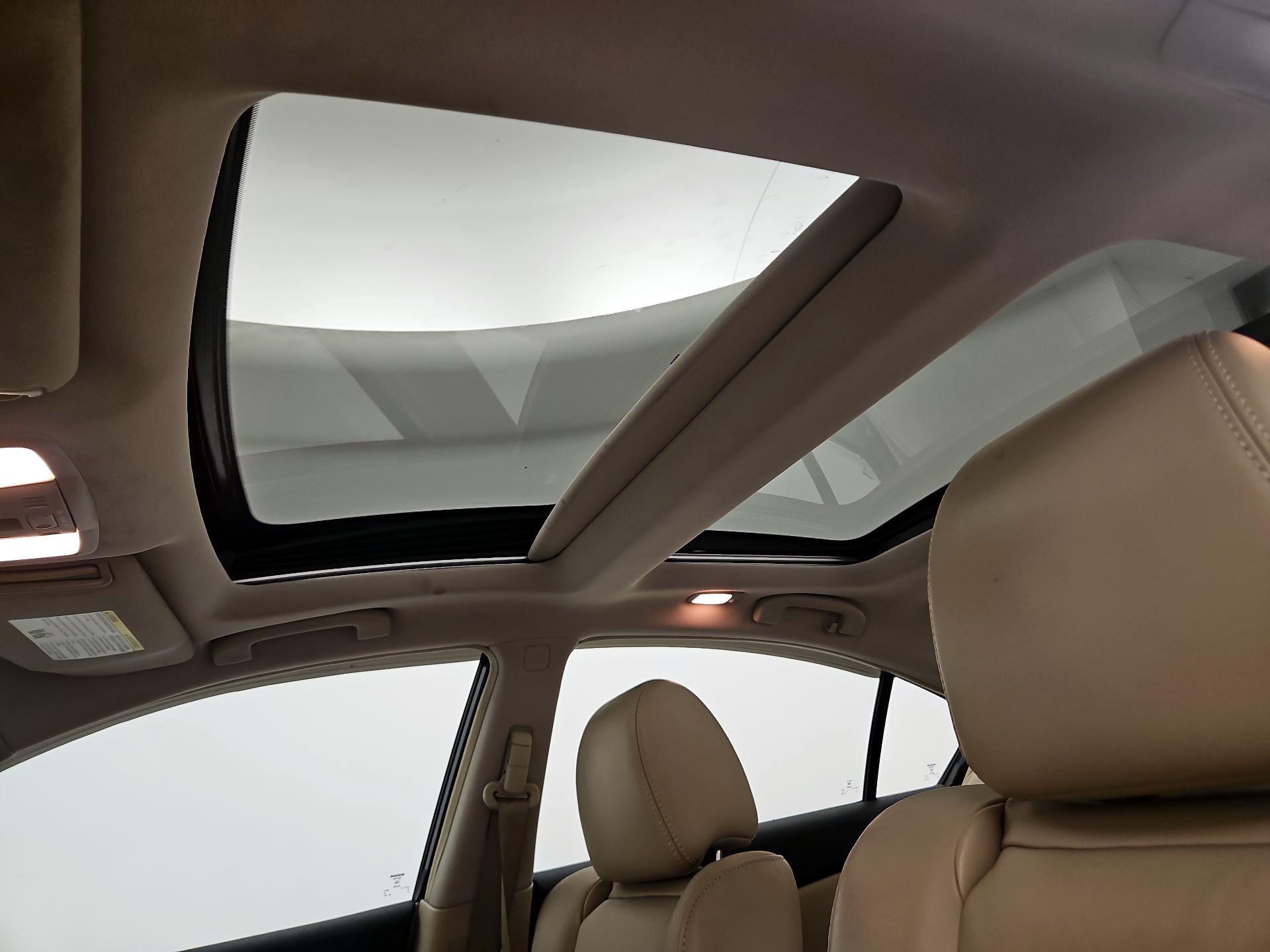 Thumbnail: 2014 Nissan Maxima - 19