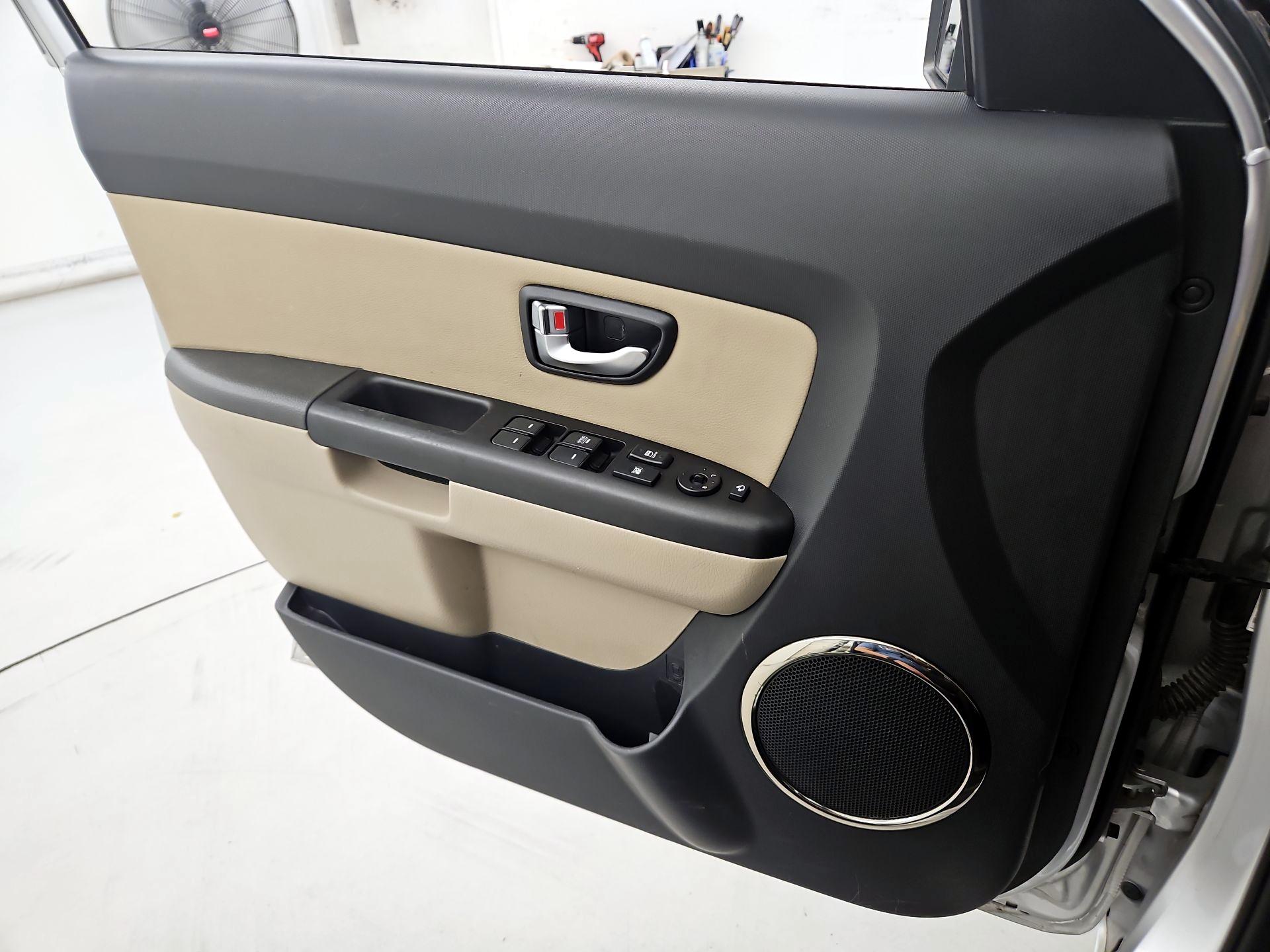 Thumbnail: 2013 Kia Soul - 12