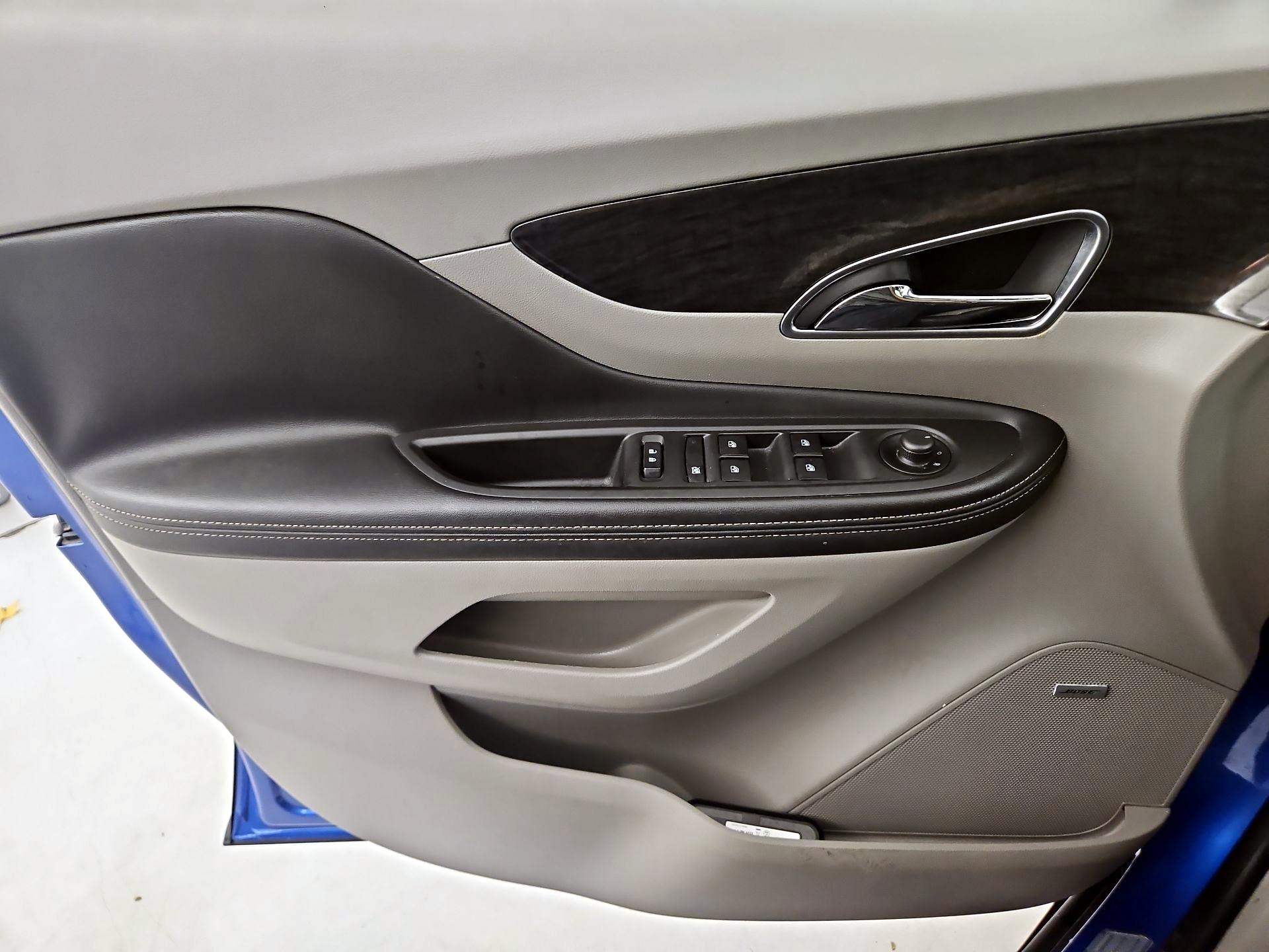 Thumbnail: 2016 Buick Encore - 12