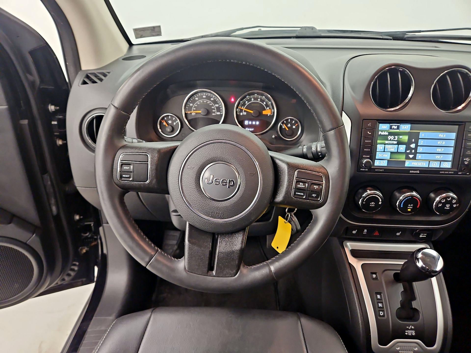 Thumbnail: 2014 Jeep Compass - 10