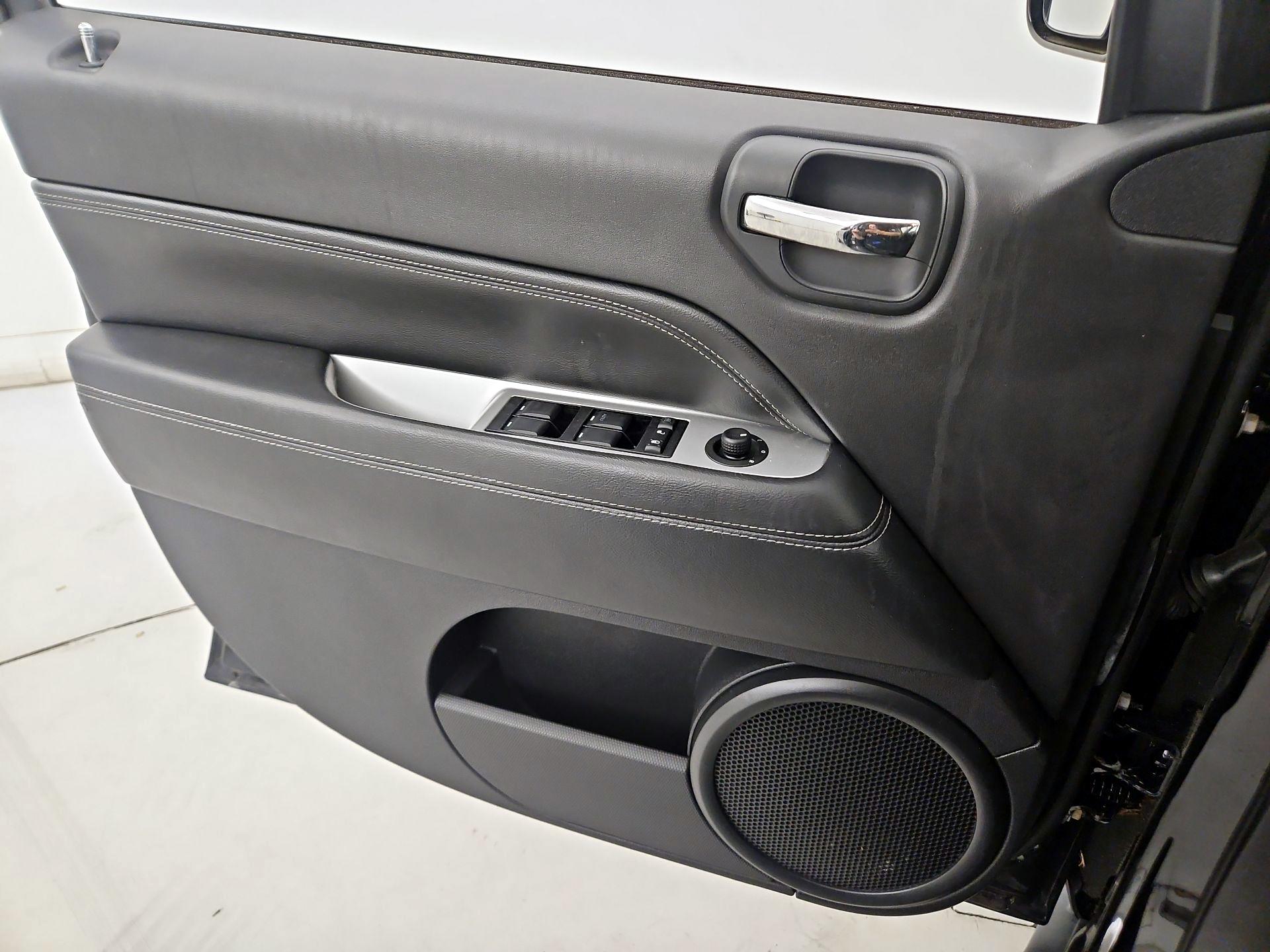 Thumbnail: 2014 Jeep Compass - 12