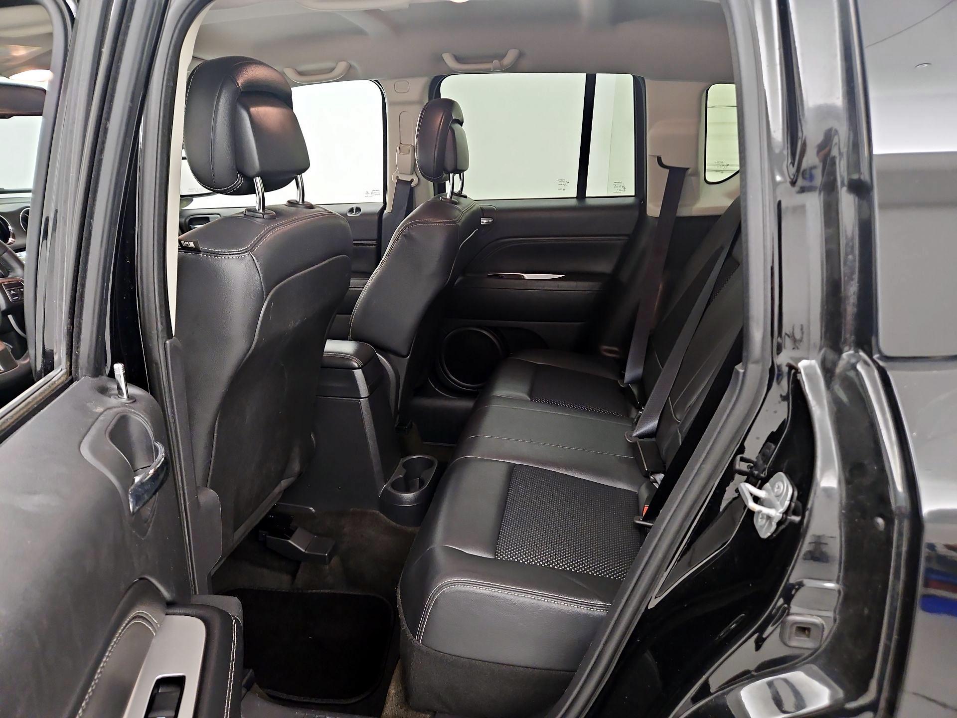 Thumbnail: 2014 Jeep Compass - 18