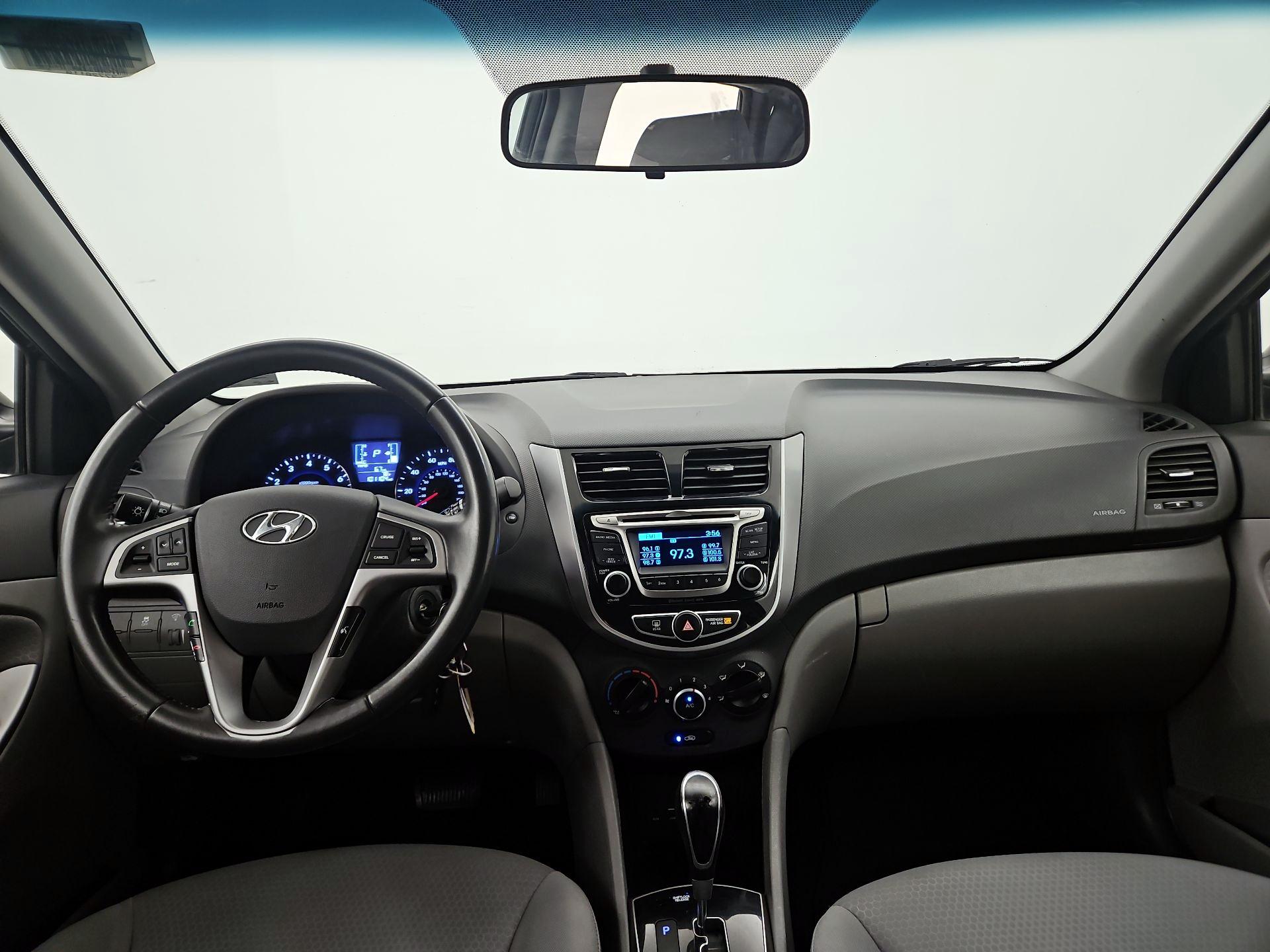 Thumbnail: 2015 Hyundai Accent - 9