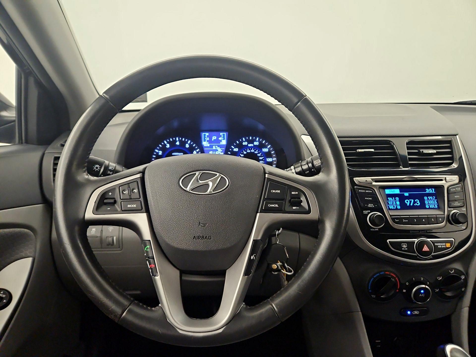 Thumbnail: 2015 Hyundai Accent - 10