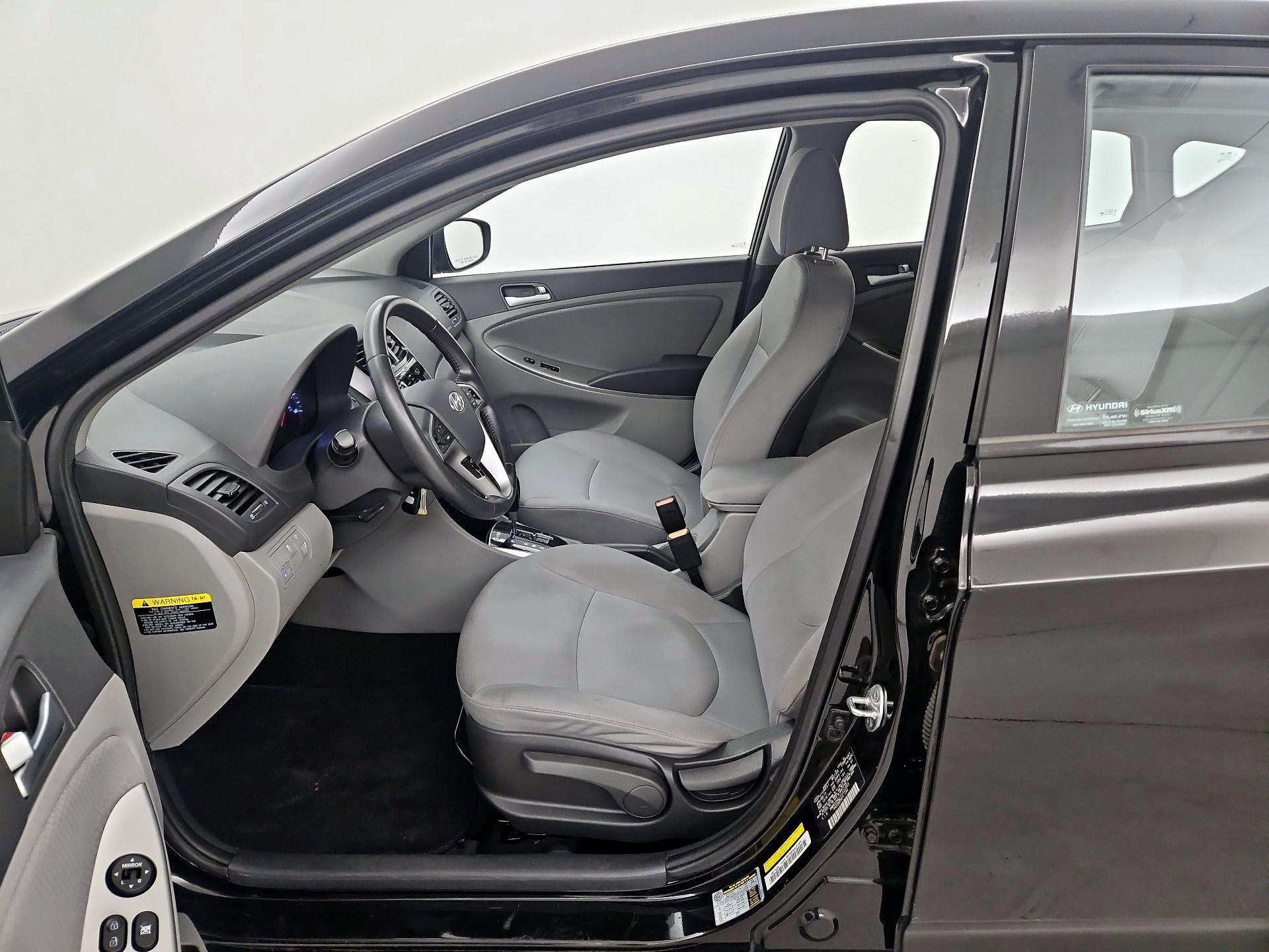 Thumbnail: 2015 Hyundai Accent - 11
