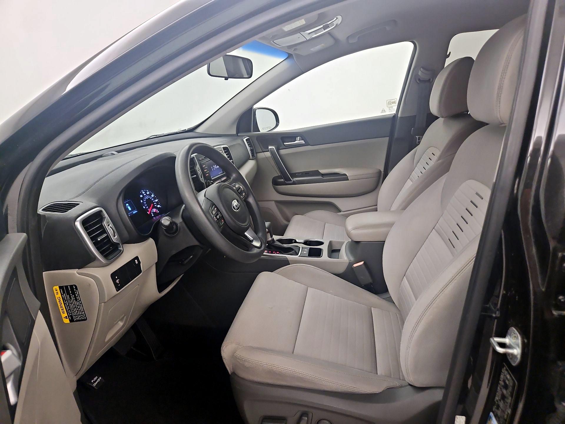 Thumbnail: 2017 Kia Sportage - 11