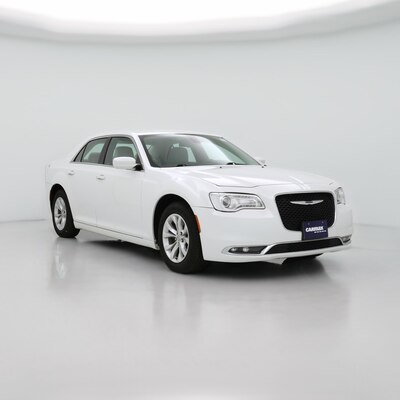 White 2015 Chrysler 300 Limited