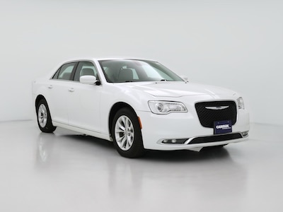 White 2015 Chrysler 300 Limited