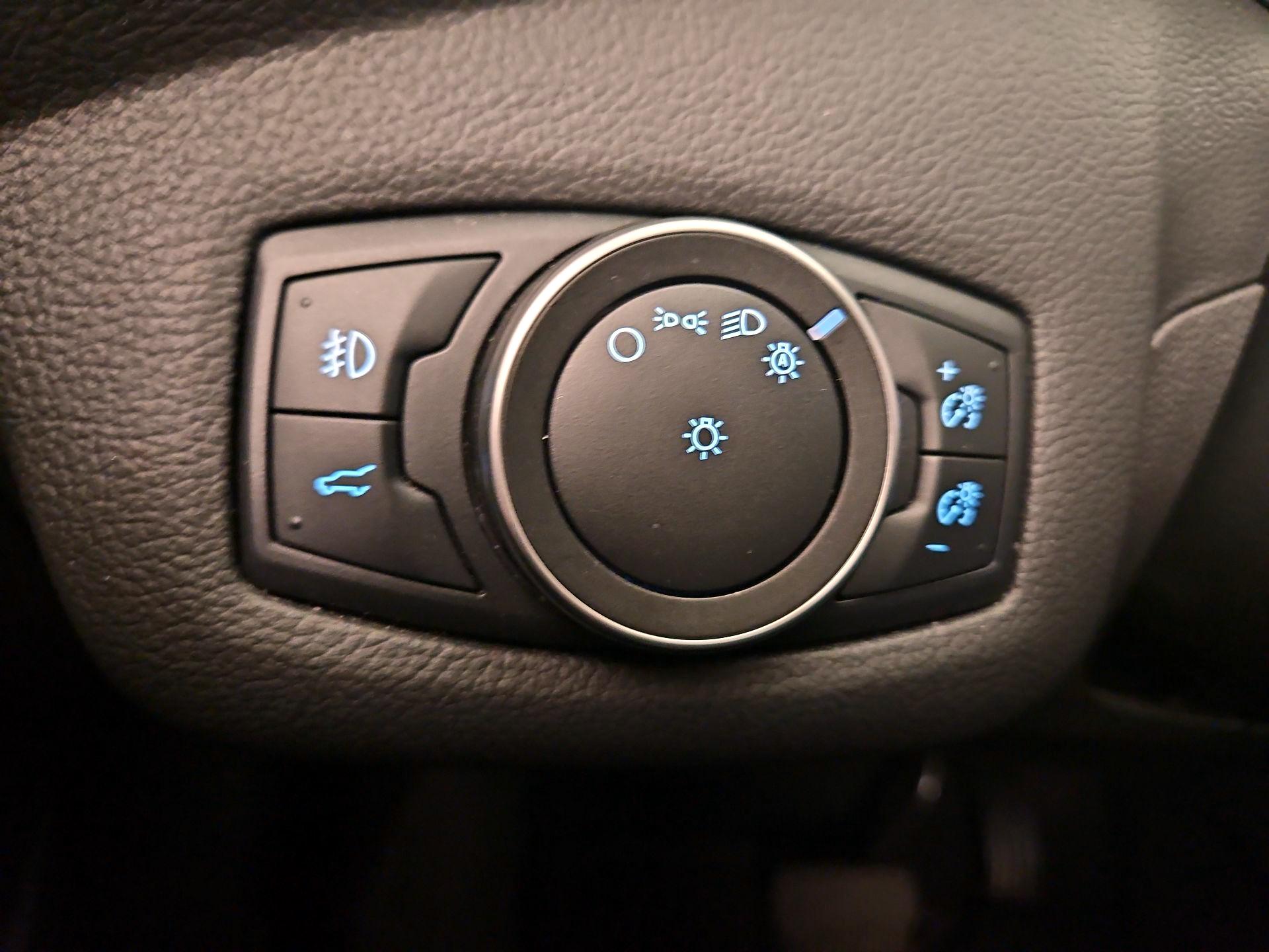 Thumbnail: 2017 Ford Escape - 13