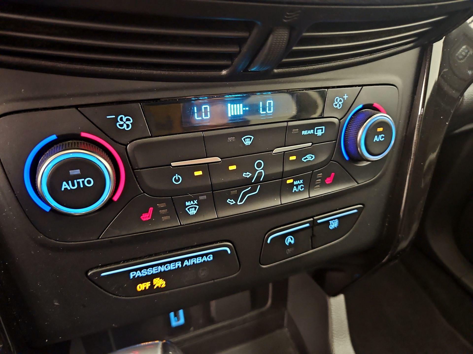 Thumbnail: 2017 Ford Escape - 17