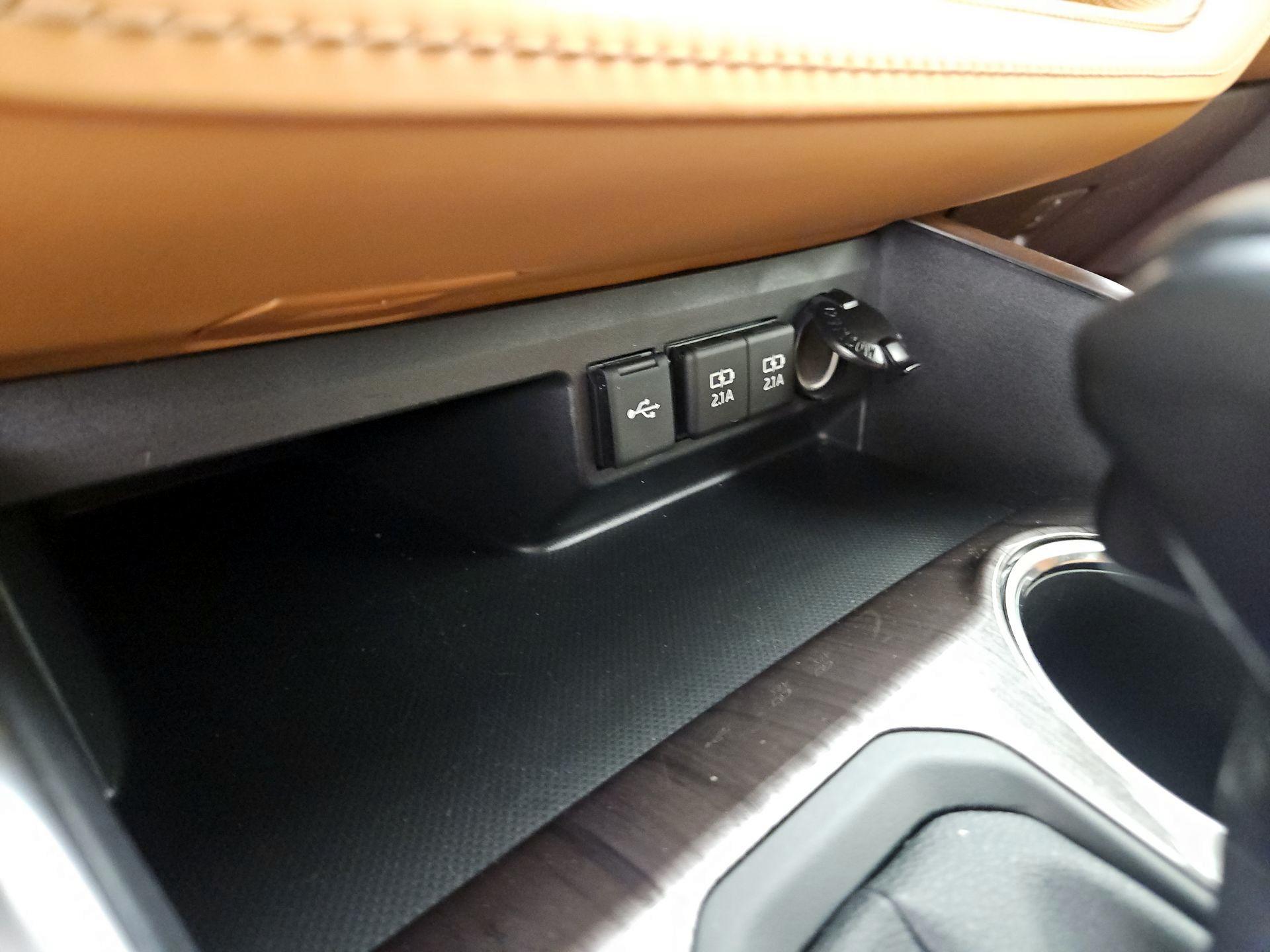 Thumbnail: 2021 Toyota Highlander - 19