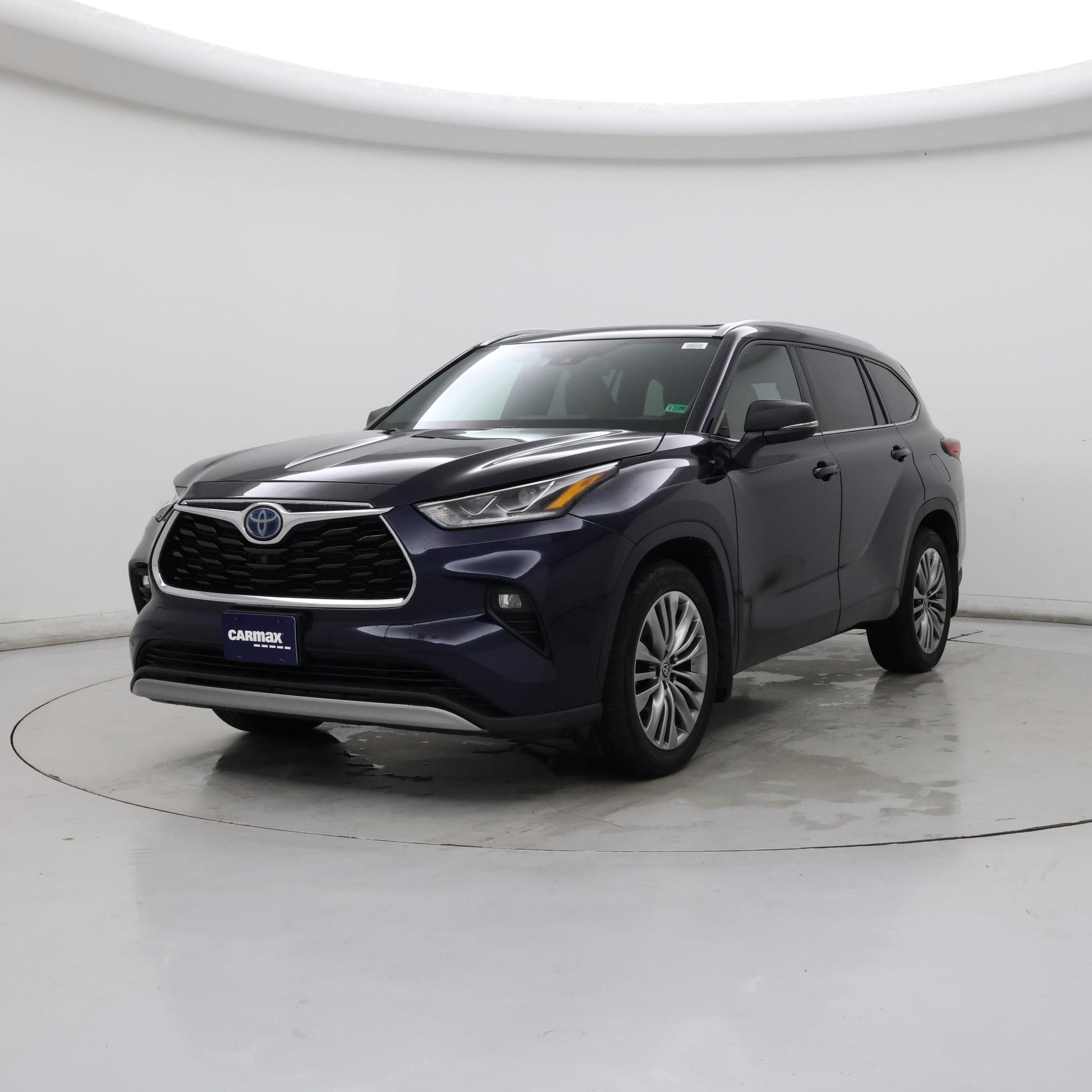 Thumbnail: 2021 Toyota Highlander - 4
