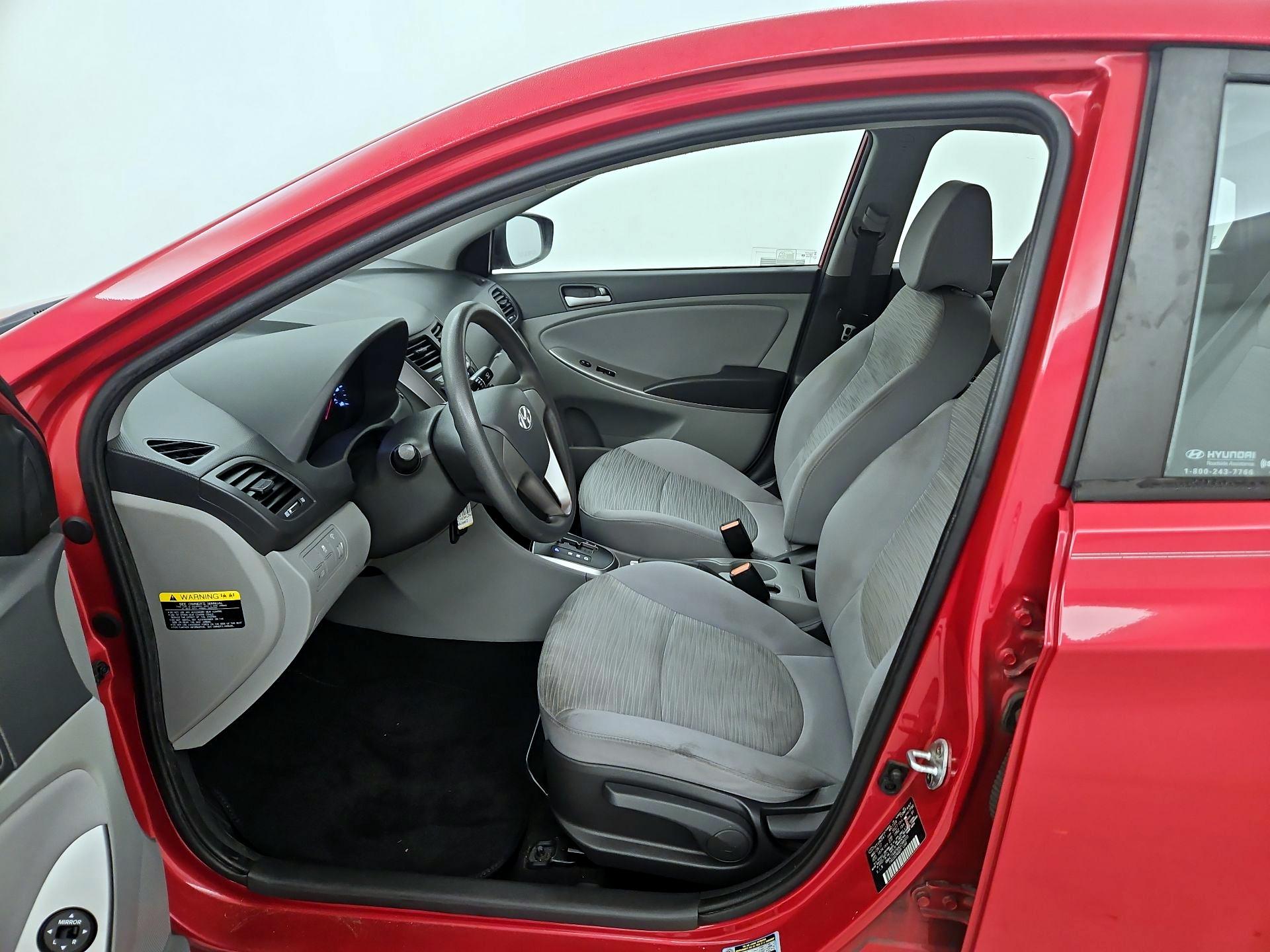 Thumbnail: 2017 Hyundai Accent - 11