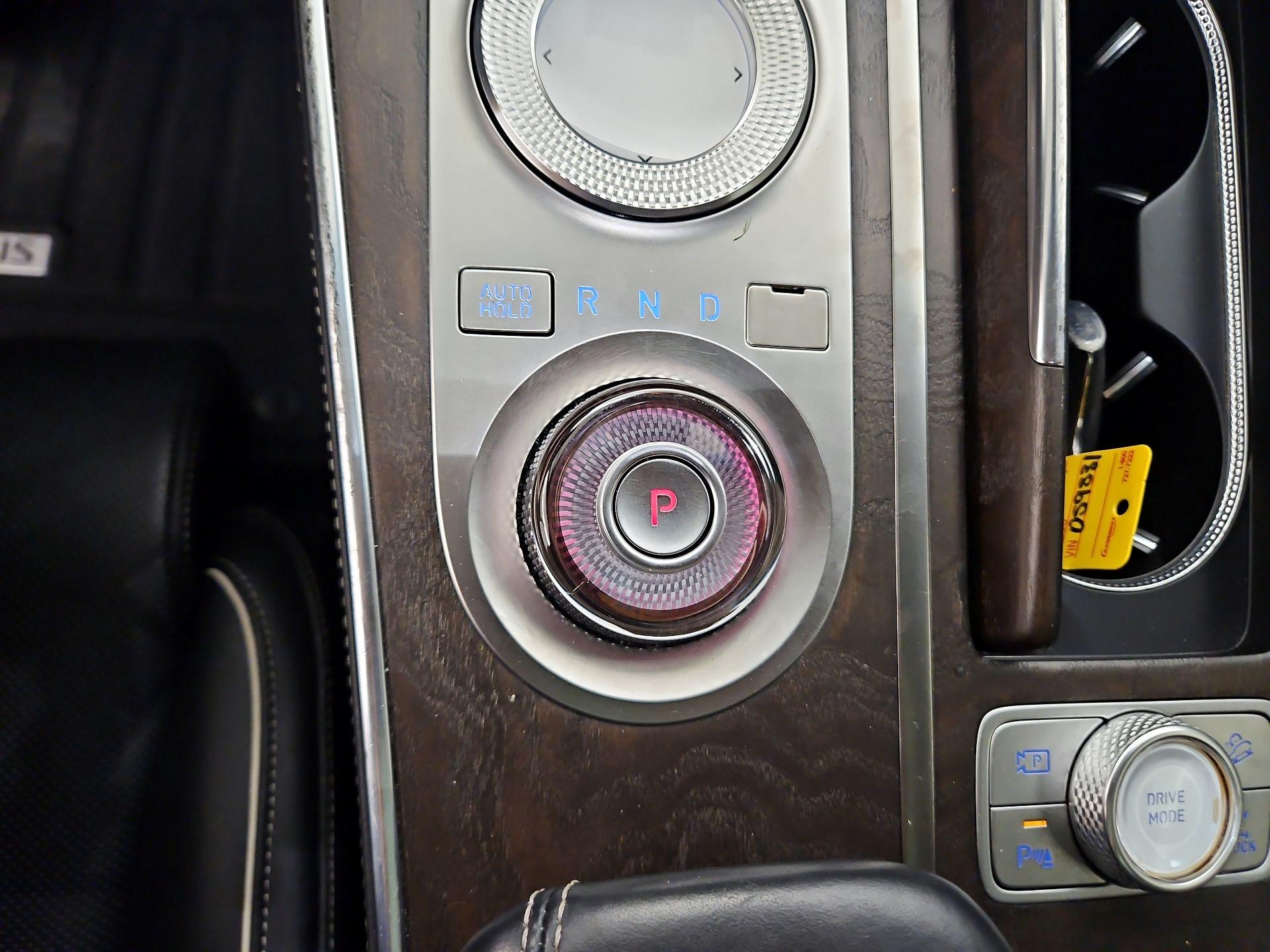 Thumbnail: 2021 Genesis GV80 - 18