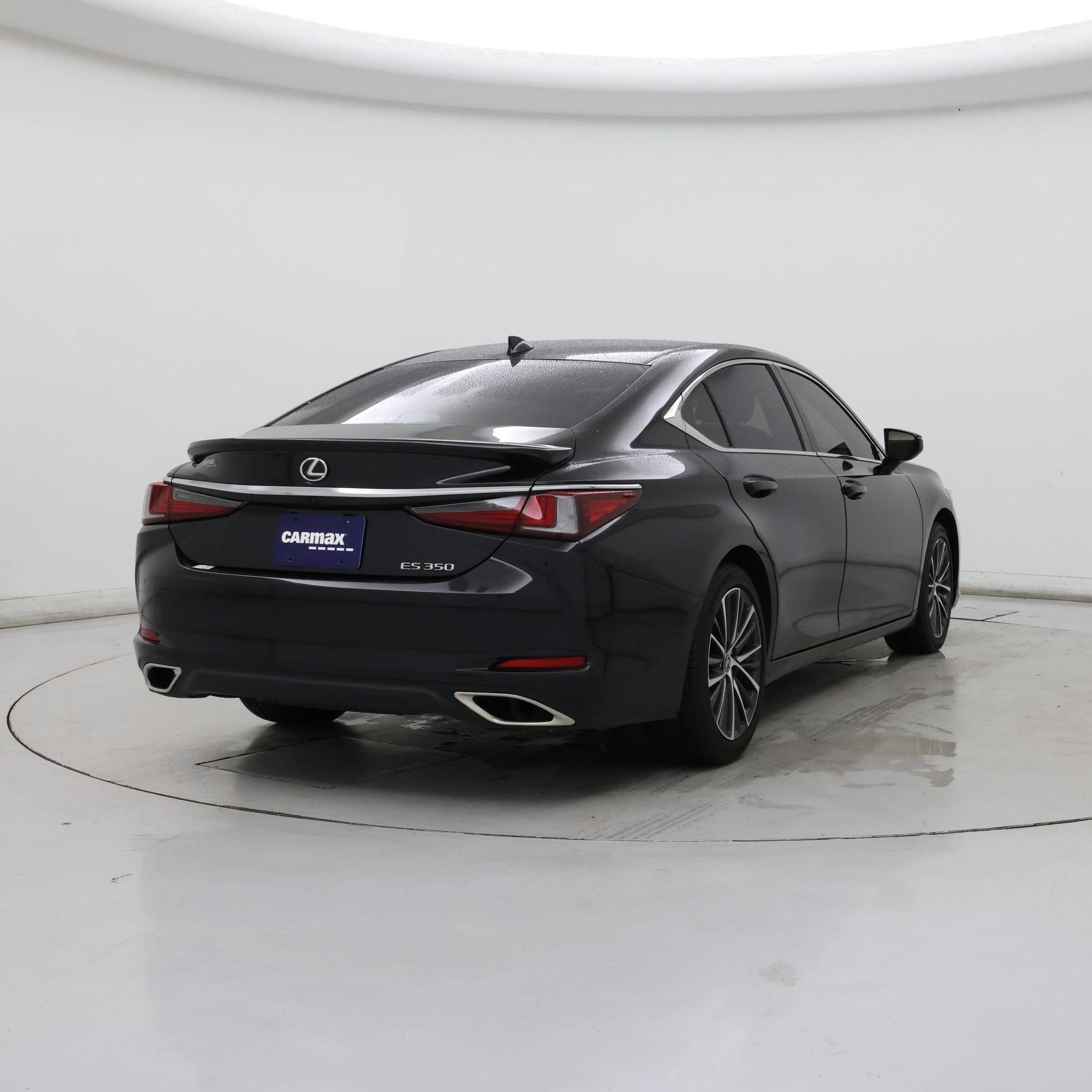 Thumbnail: 2023 Lexus ES - 8
