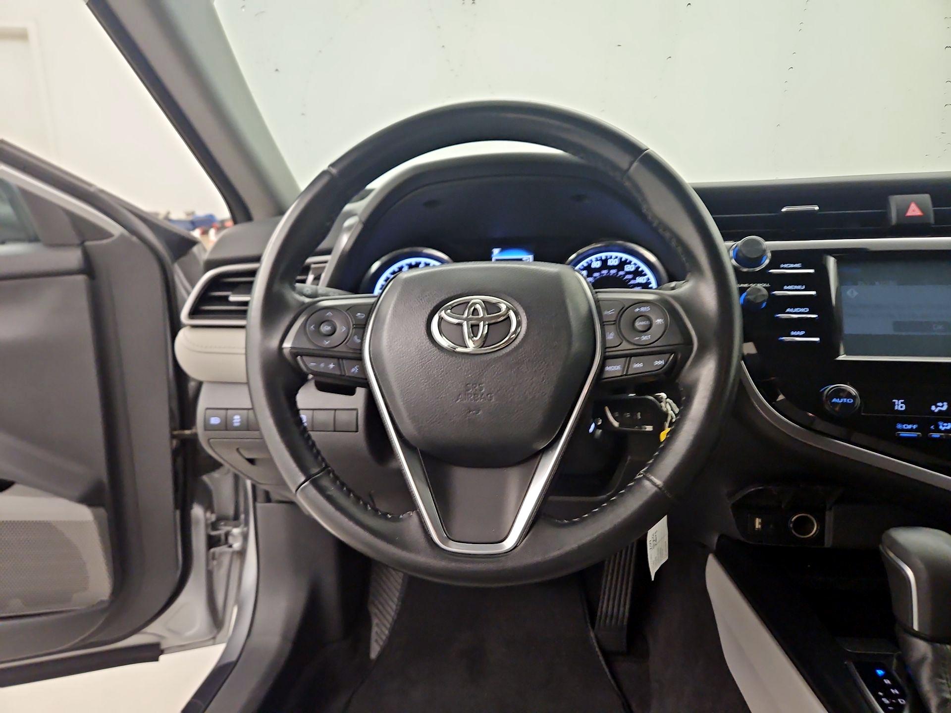 Thumbnail: 2019 Toyota Camry - 10