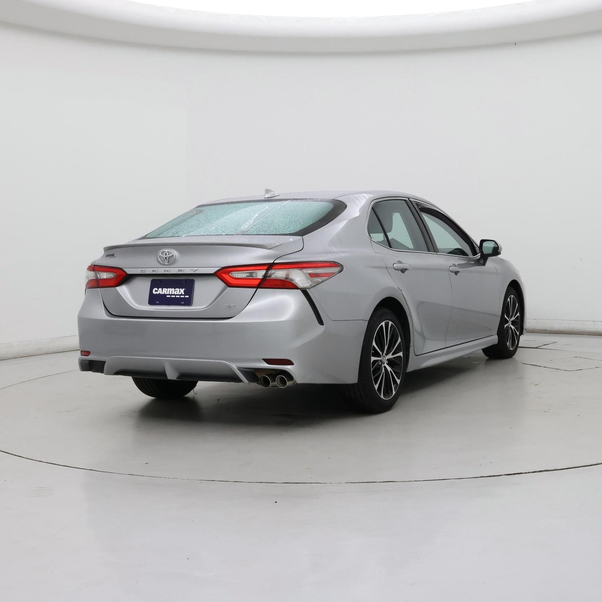 Thumbnail: 2019 Toyota Camry - 8