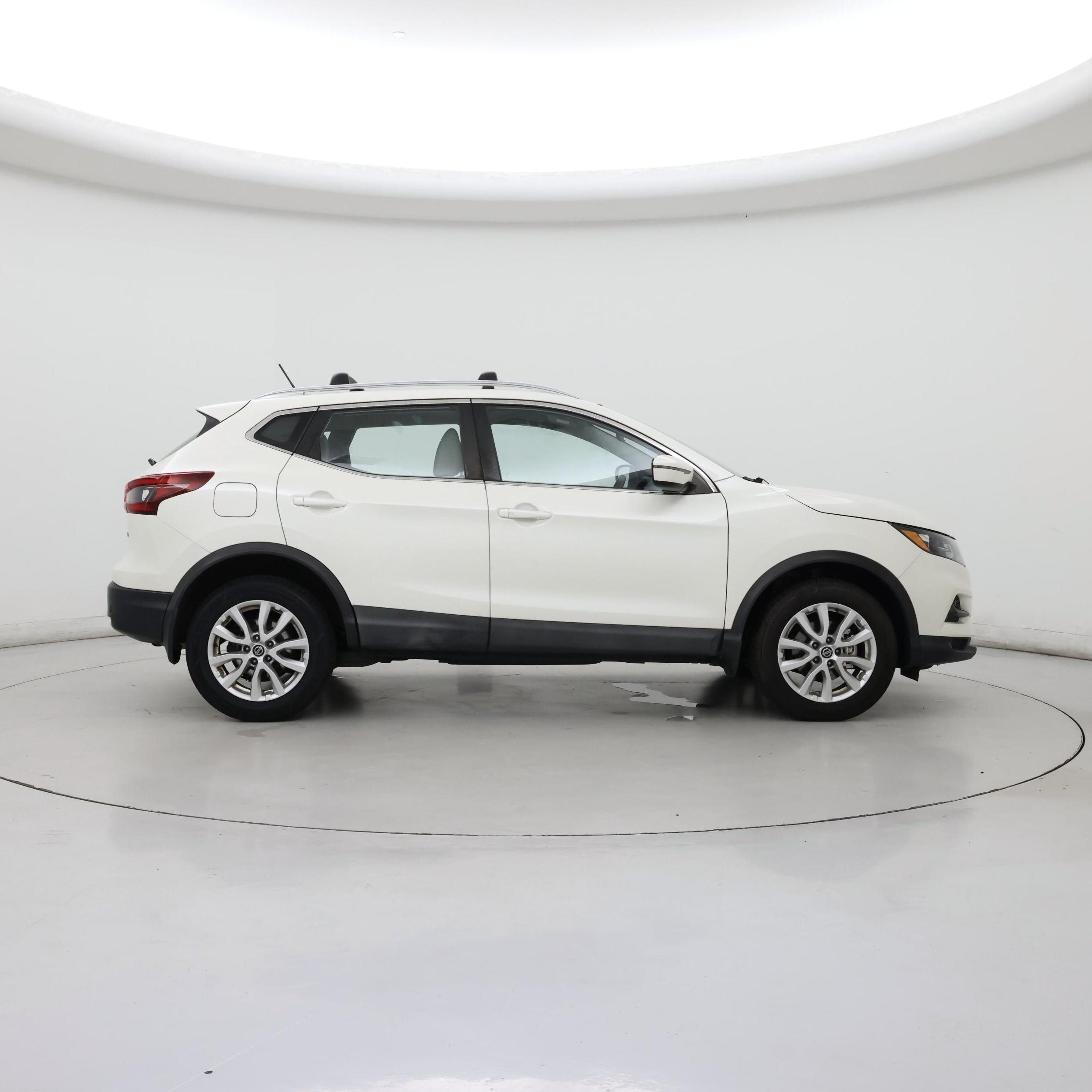 Thumbnail: 2020 Nissan Rogue Sport - 7