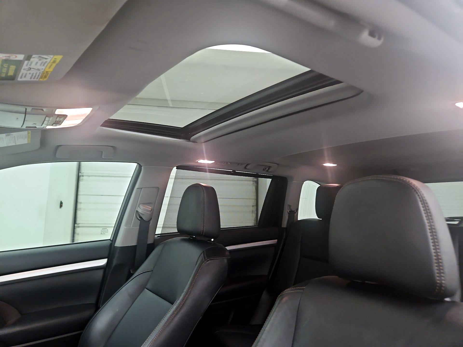 Thumbnail: 2018 Toyota Highlander - 19