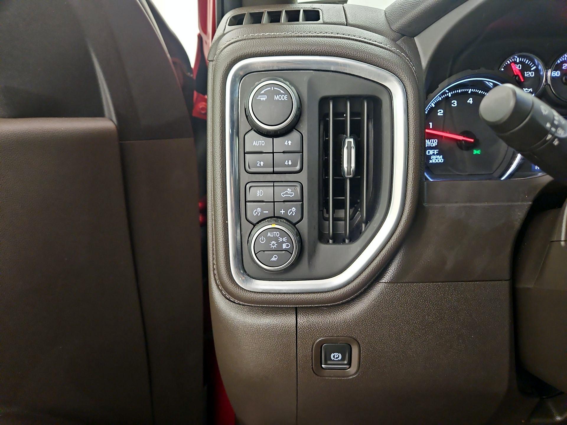 Thumbnail: 2021 Chevrolet Silverado 1500 - 13